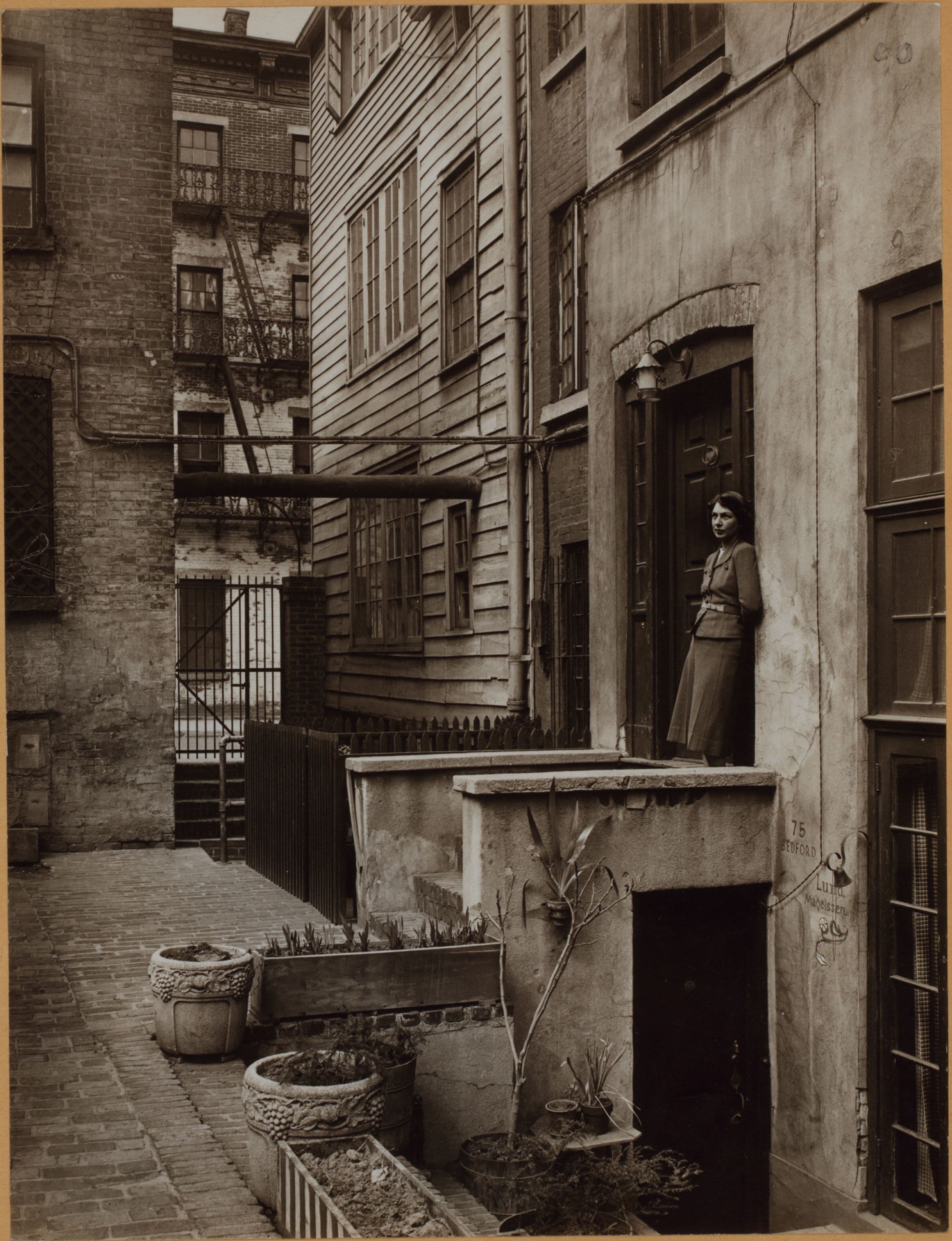 Manhattan: Bedford Street - Commerce Street
