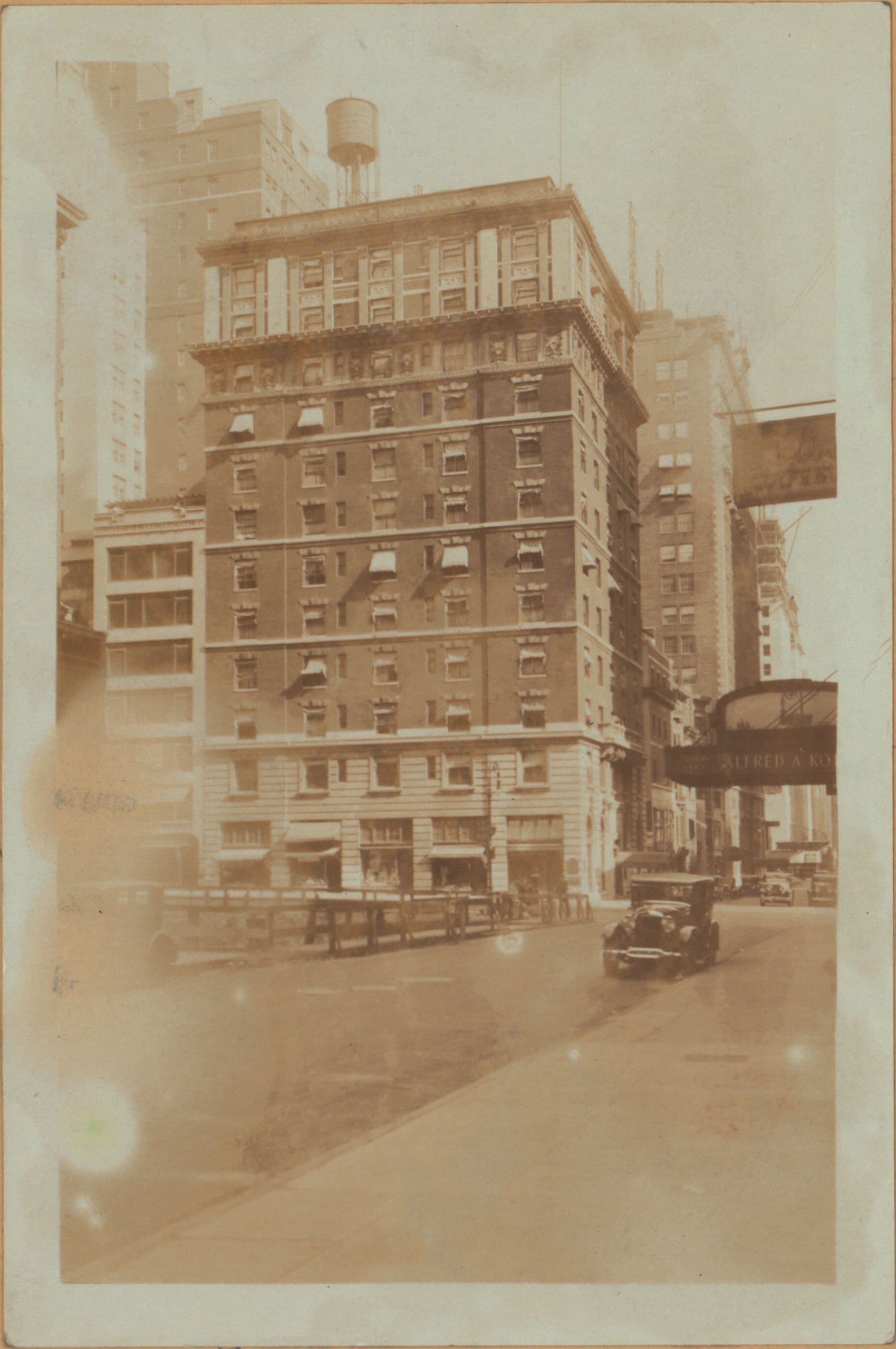 Manhattan: Madison Avenue - 49th Street (East)