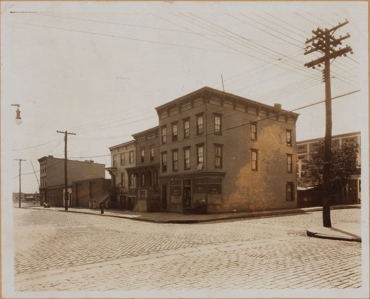 Brooklyn: Court Street - Bush Street