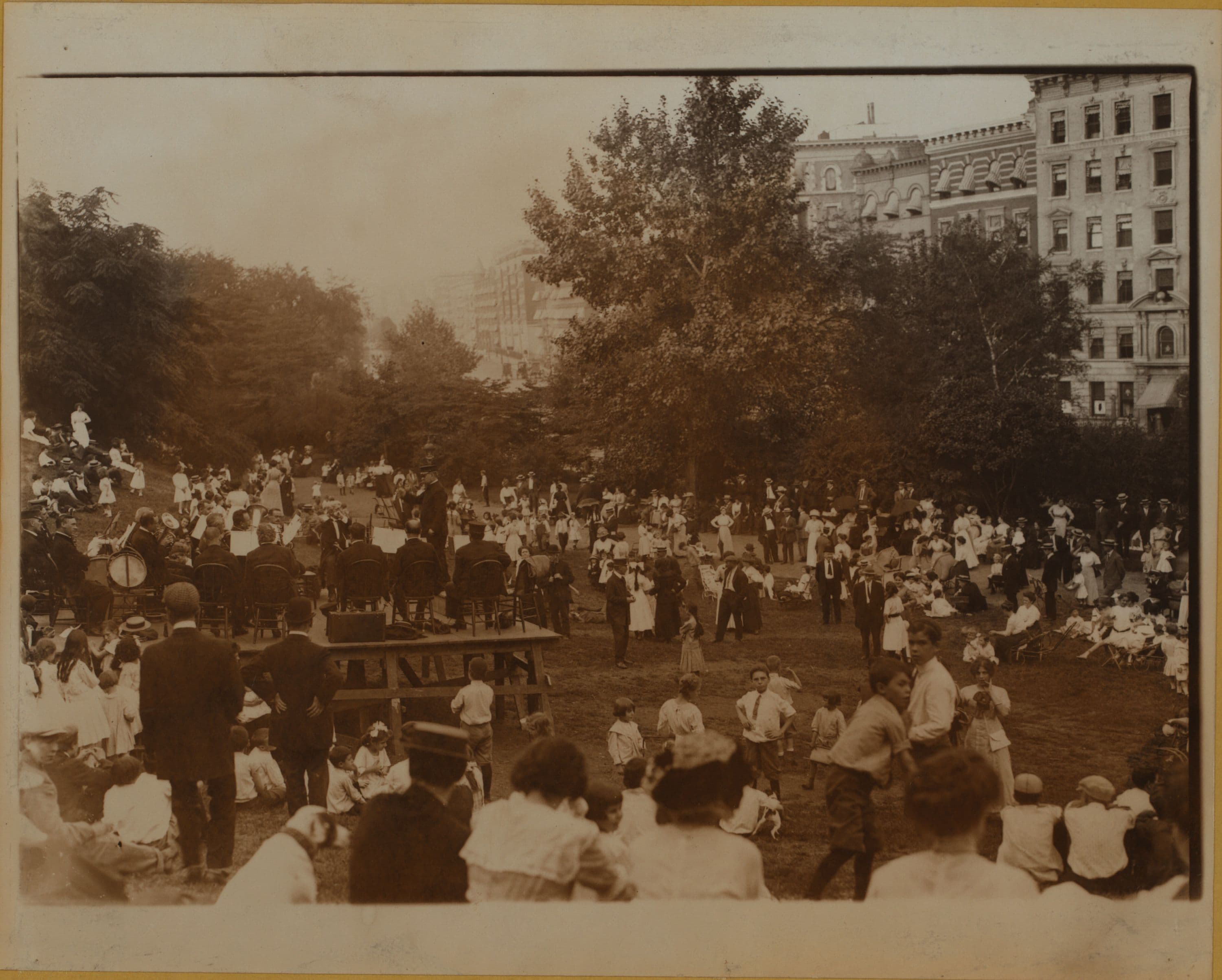 Music Municipal Program - Manhattan - Morningside Park Band concerts.