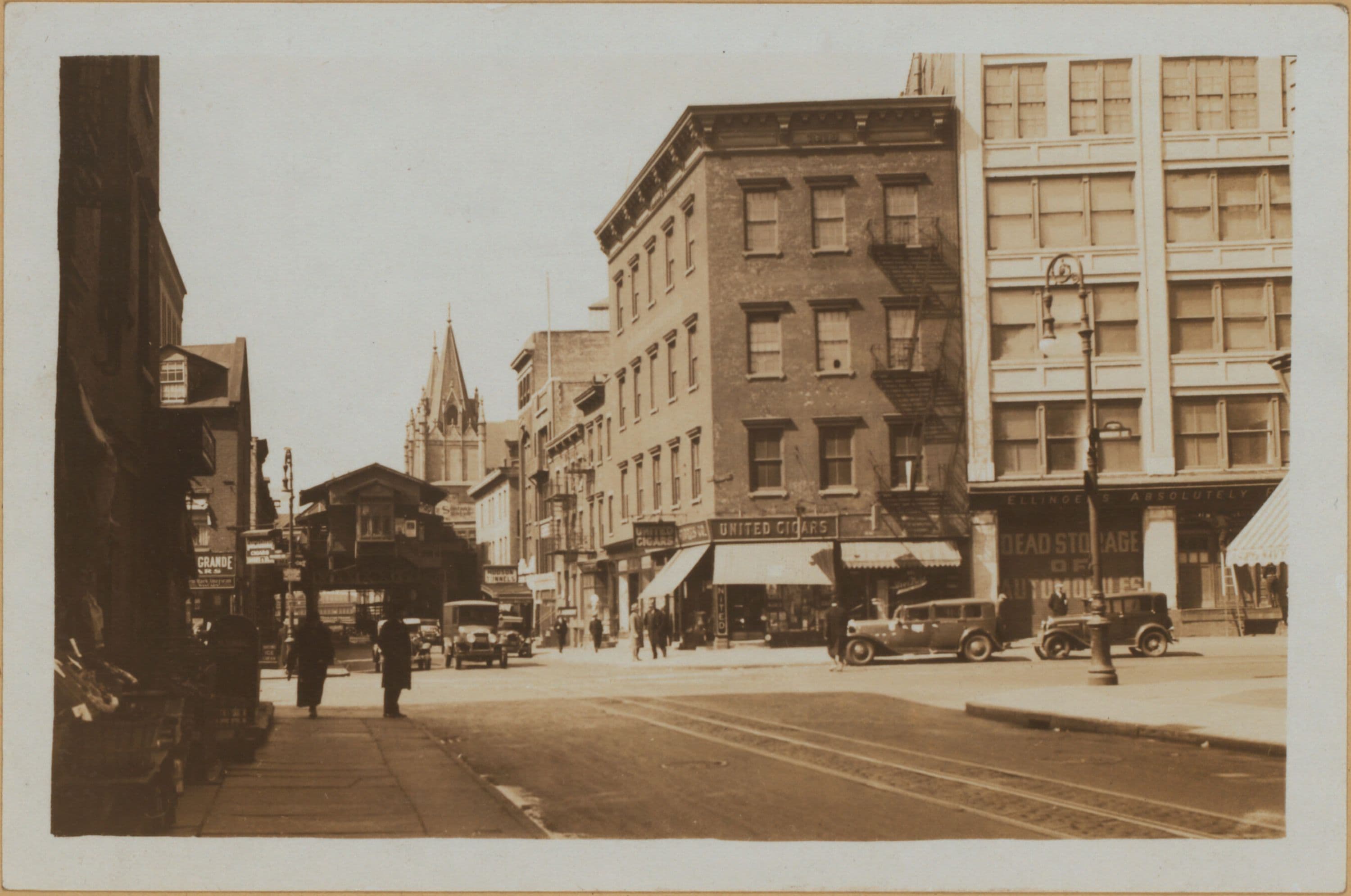 Manhattan: Christopher Street - Hudson Street