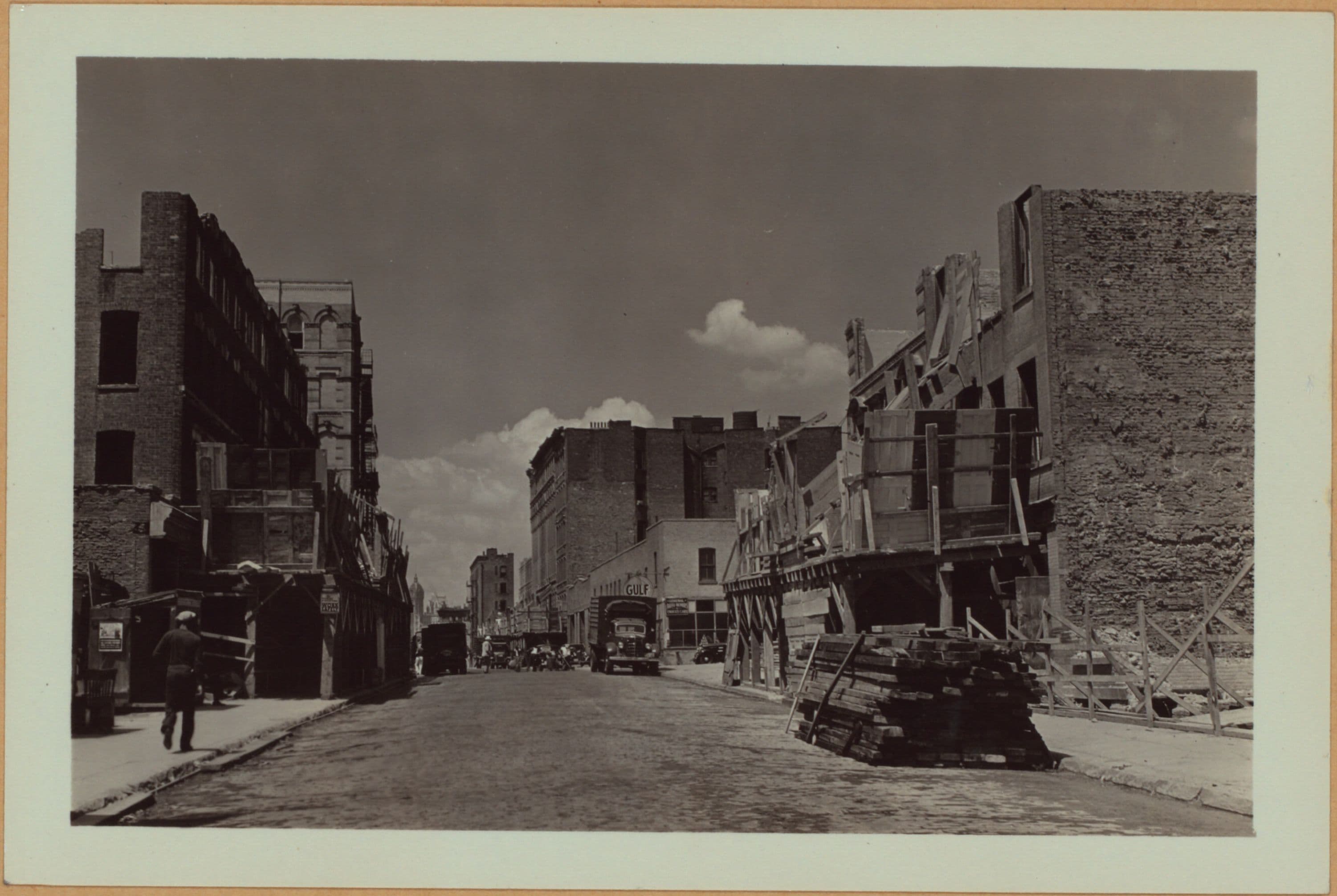 Manhattan: Monroe Street - Corlears Street
