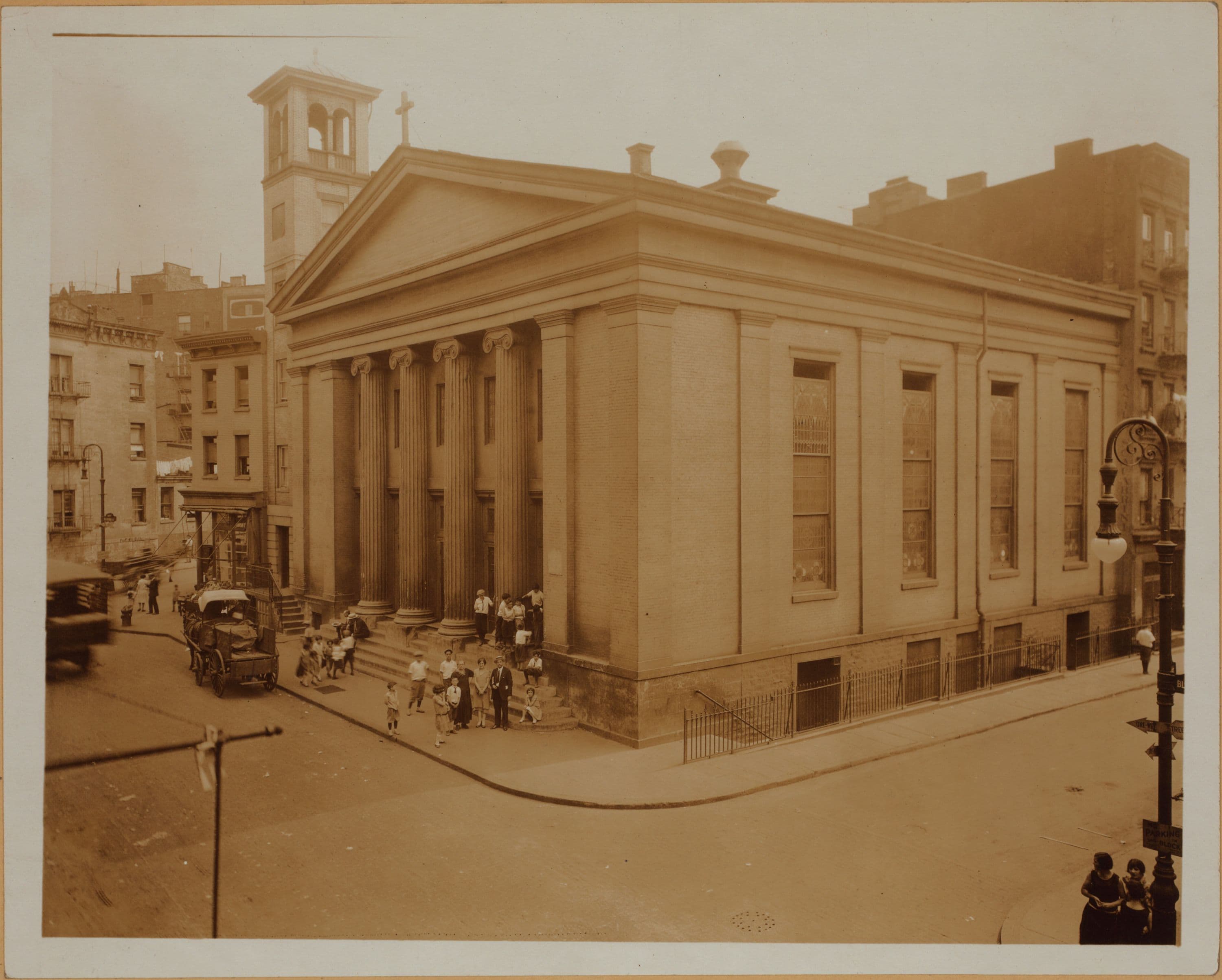 Manhattan: Bleecker Street - Downing Street