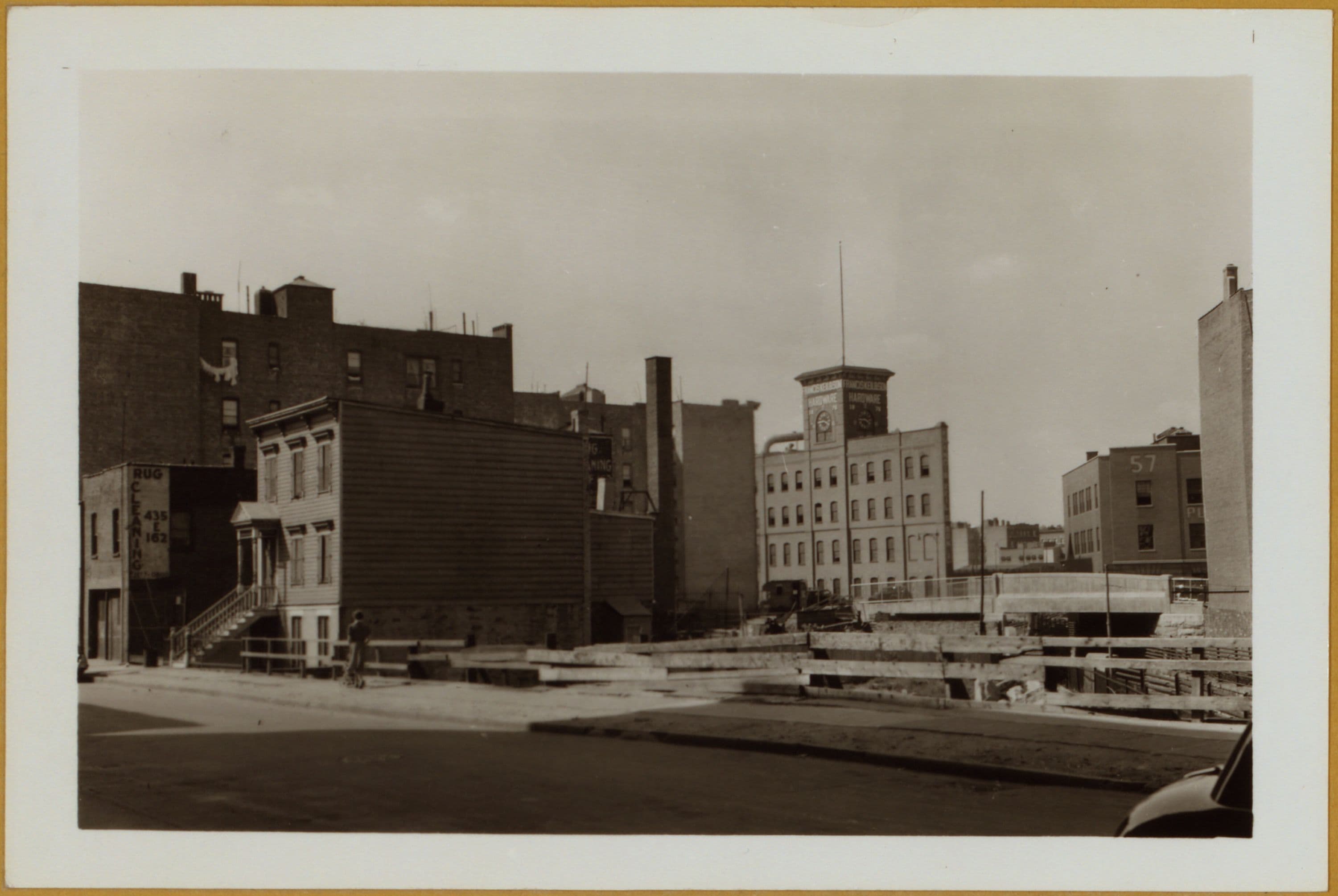 Bronx: 162nd Street - Elton Avenue