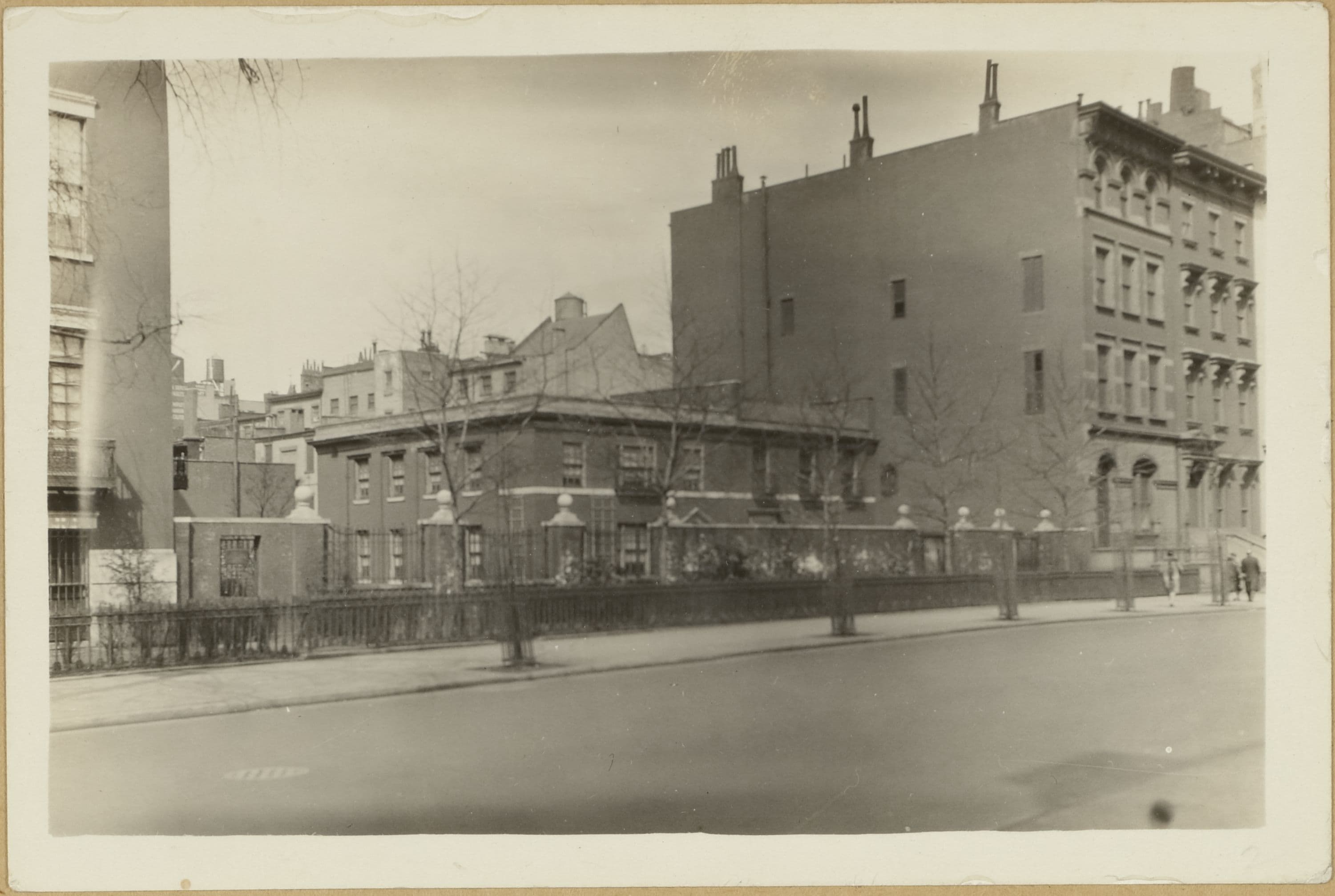 Manhattan: 5th Avenue - Washington Square North