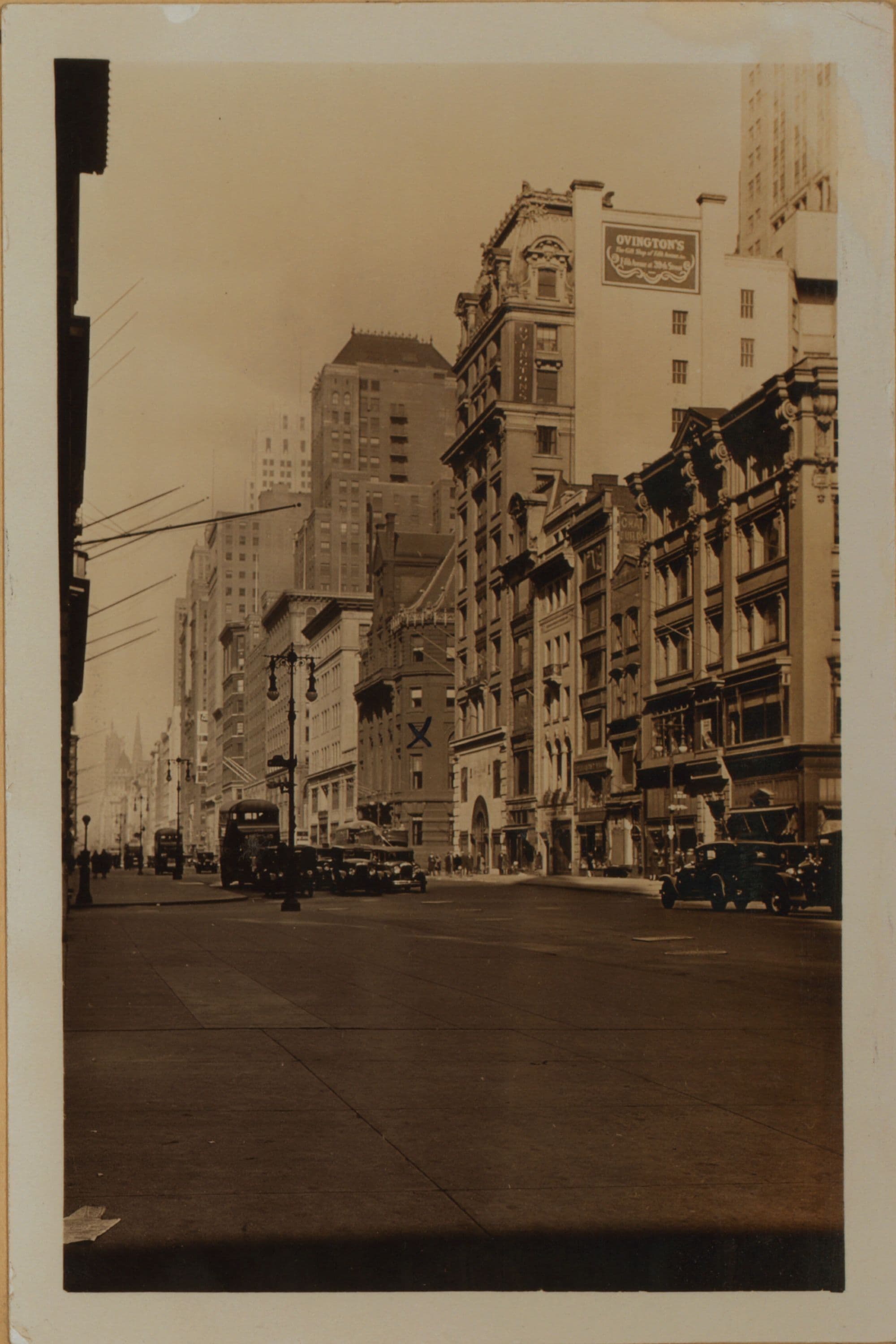 Manhattan: 5th Avenue - 38th Street, 1929–1932