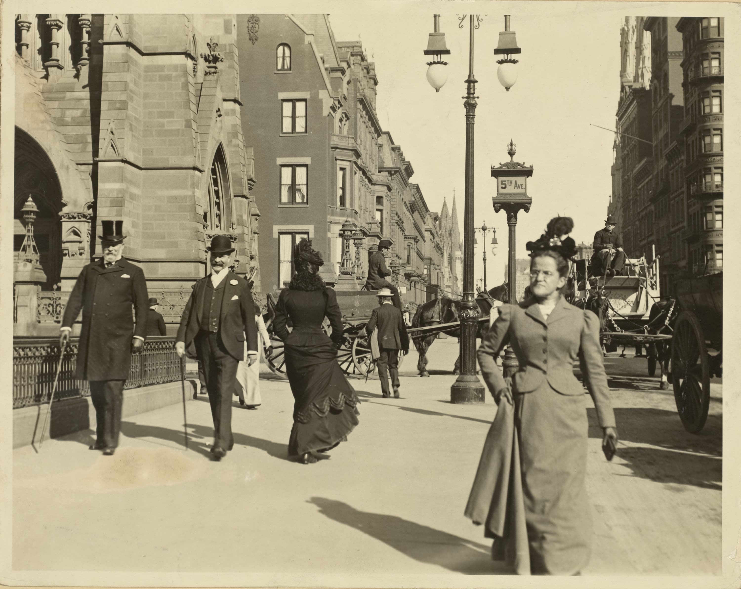 Manhattan: 5th Avenue - 48th Street