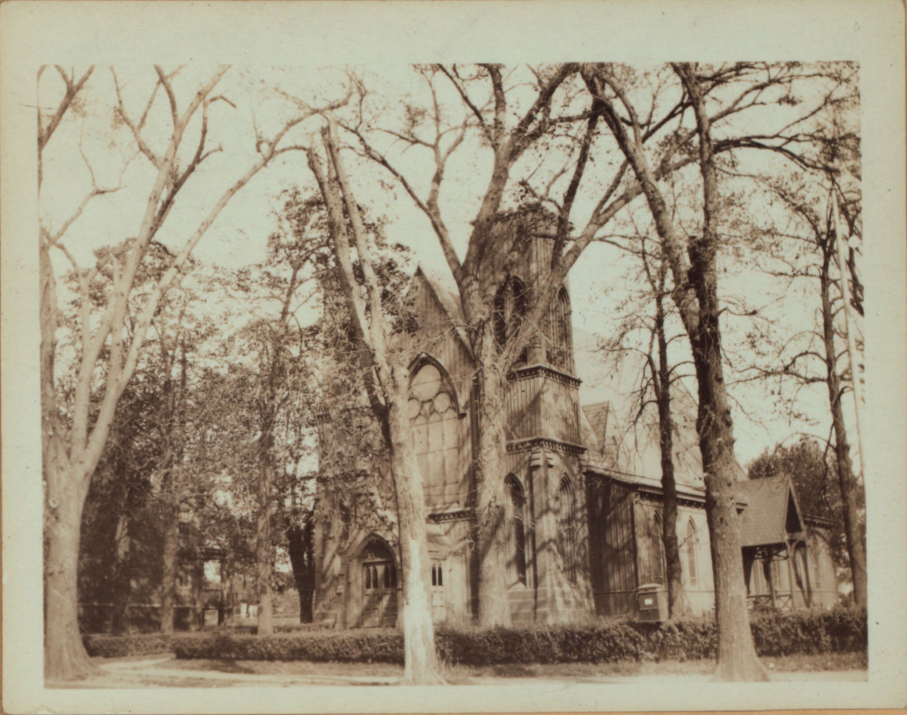 Queens: Broadway - Corona Avenue