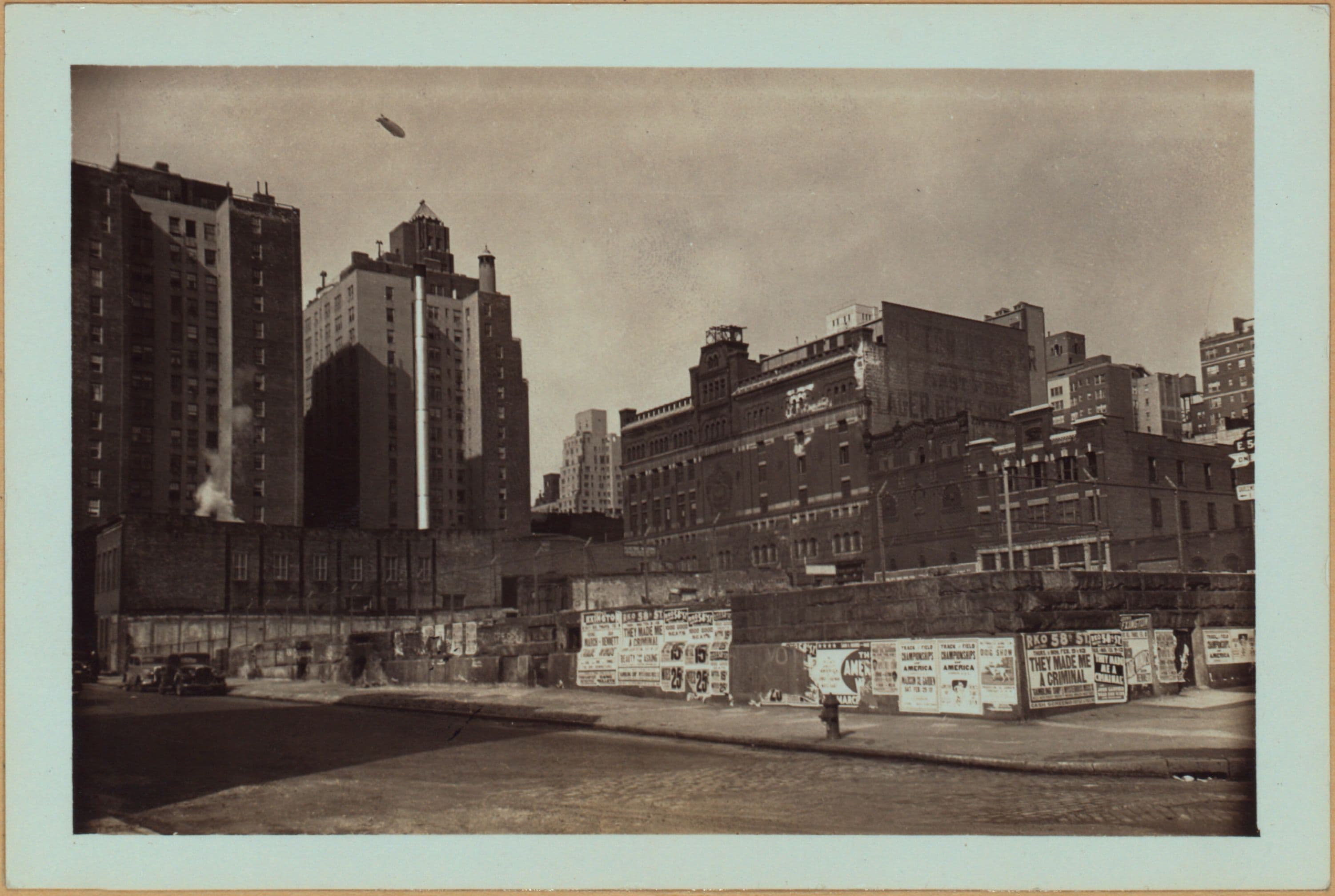 Manhattan: Sutton Place - 54th Street (East)