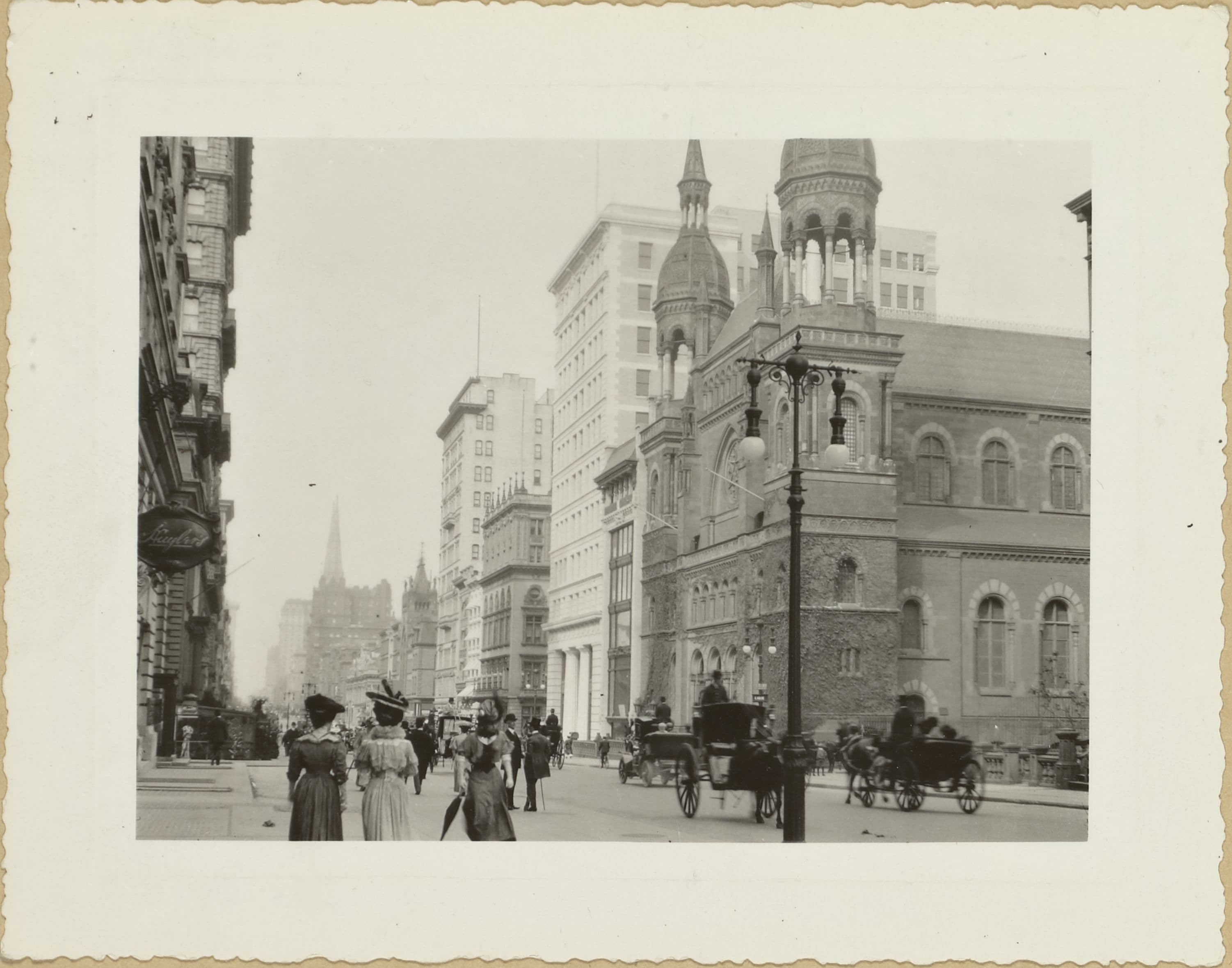 Manhattan: 5th Avenue - 43rd Street