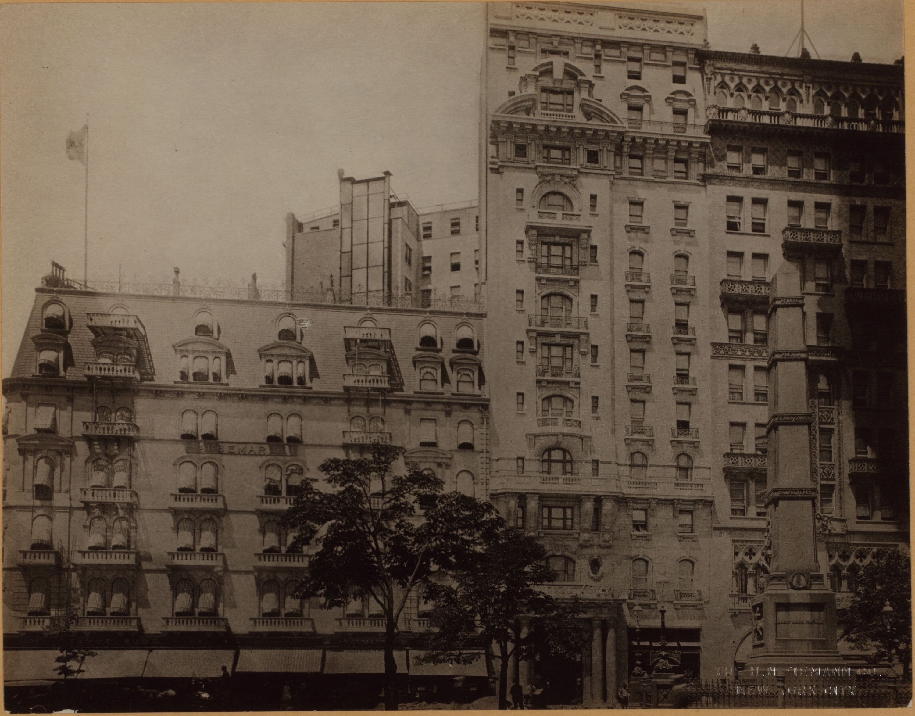 Manhattan: Broadway - 24th Street (West)