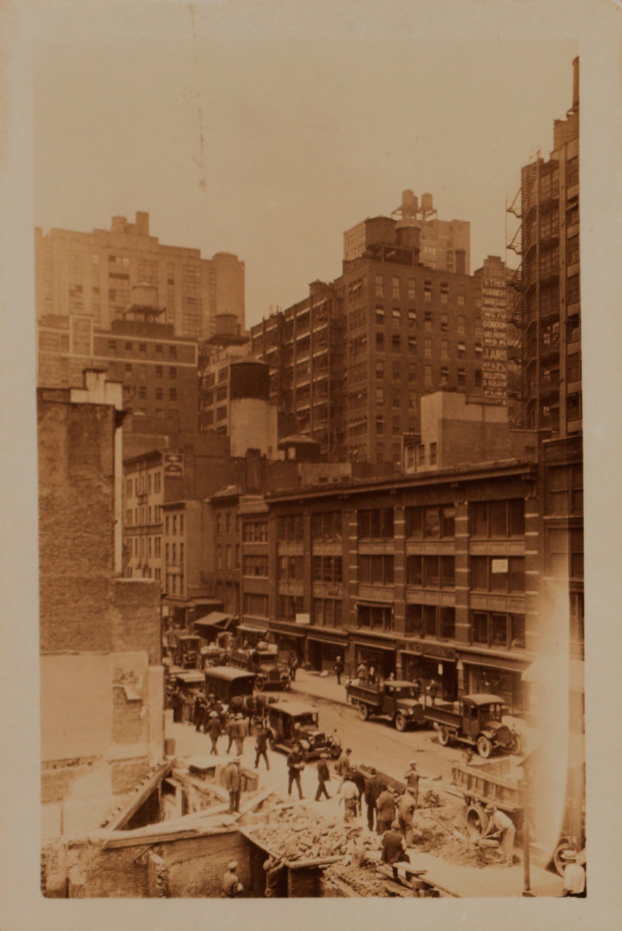 Manhattan: 28th Street (West) - 6th Avenue