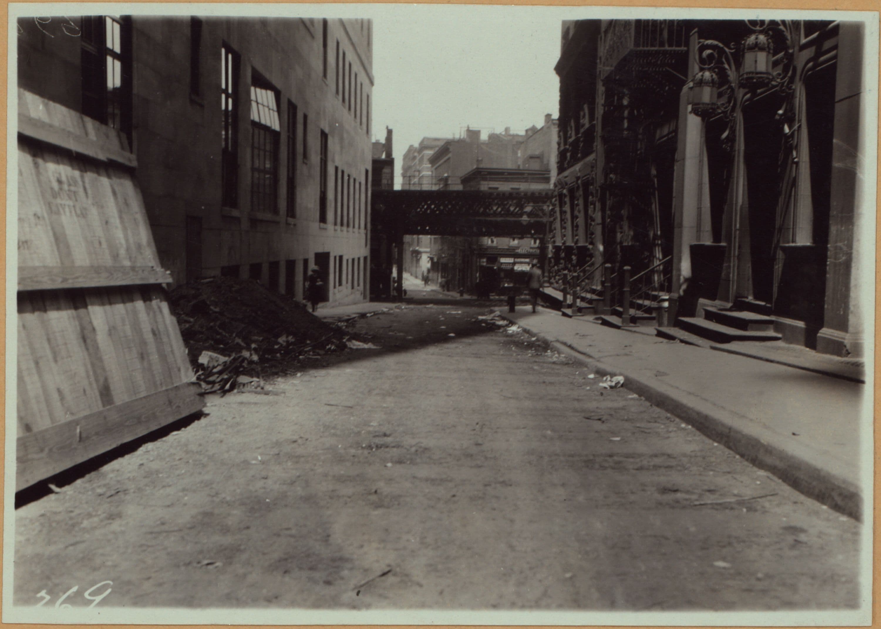 Manhattan: Morris Street - Trinity Place