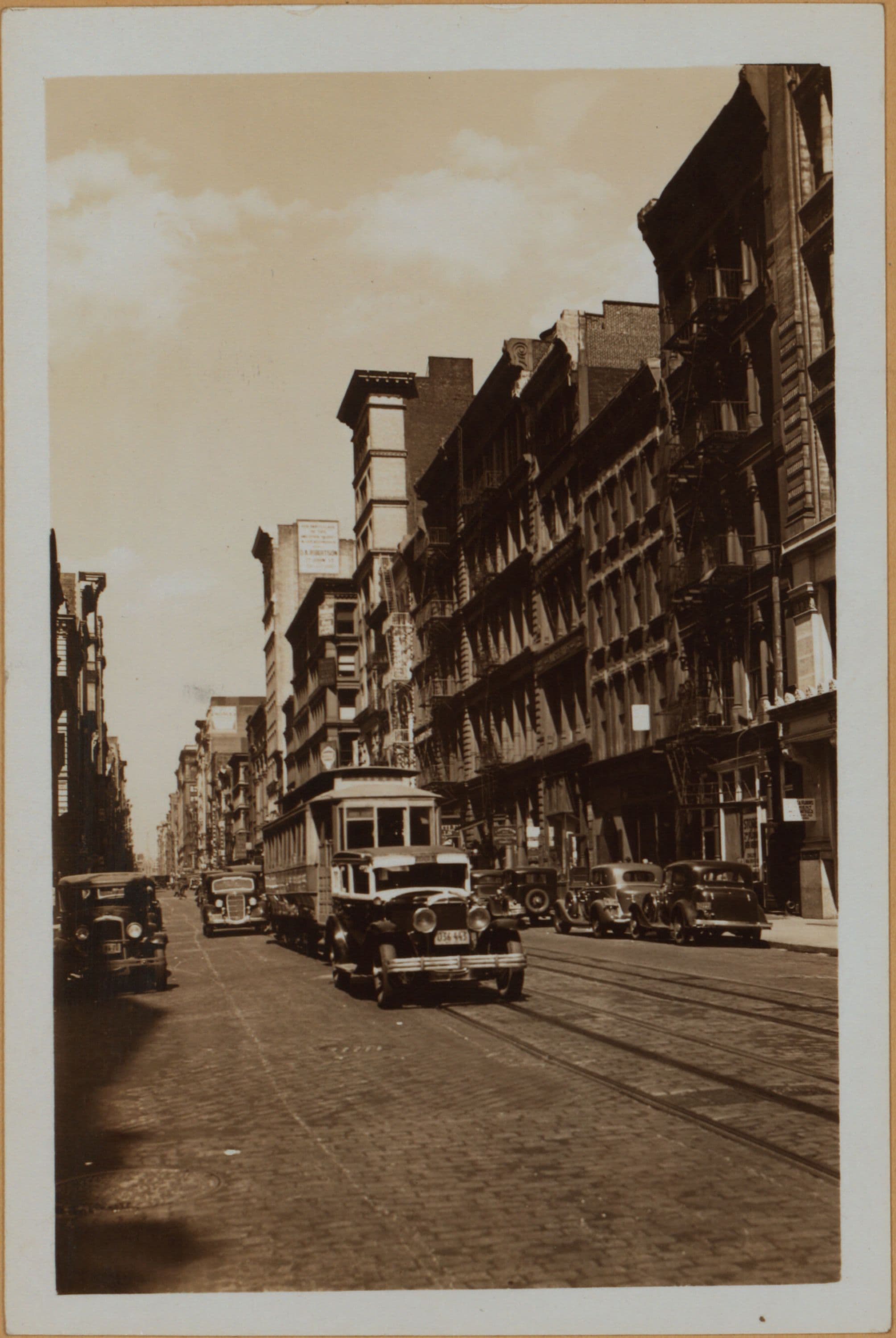 Manhattan: Broadway - Howard Street
