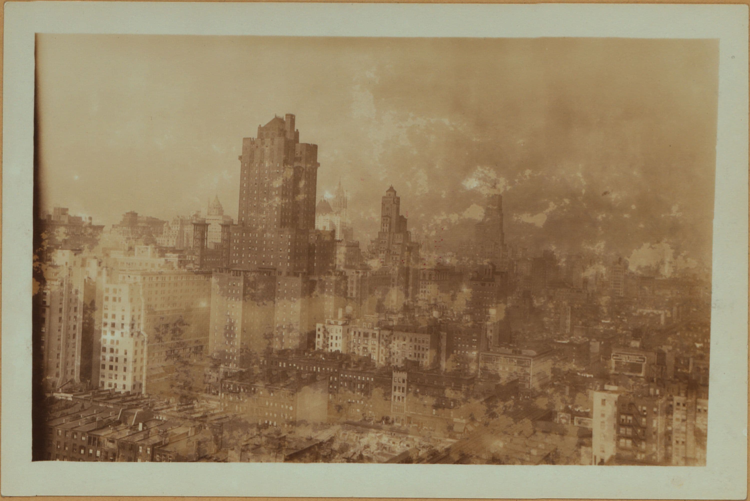 General view - [Manhattan - 45th Street - 3rd Avenue (Northeast).]
