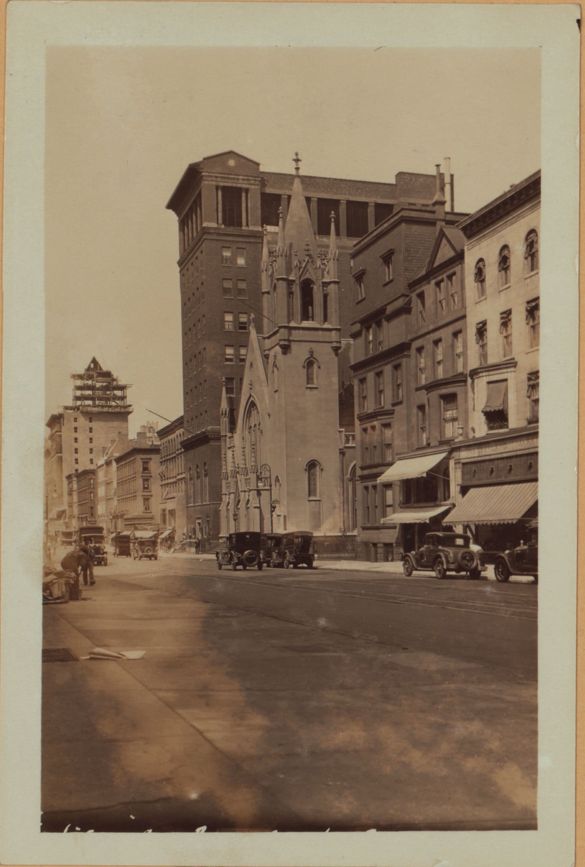 Manhattan: Madison Avenue - Between 73rd and 75th Streets.
