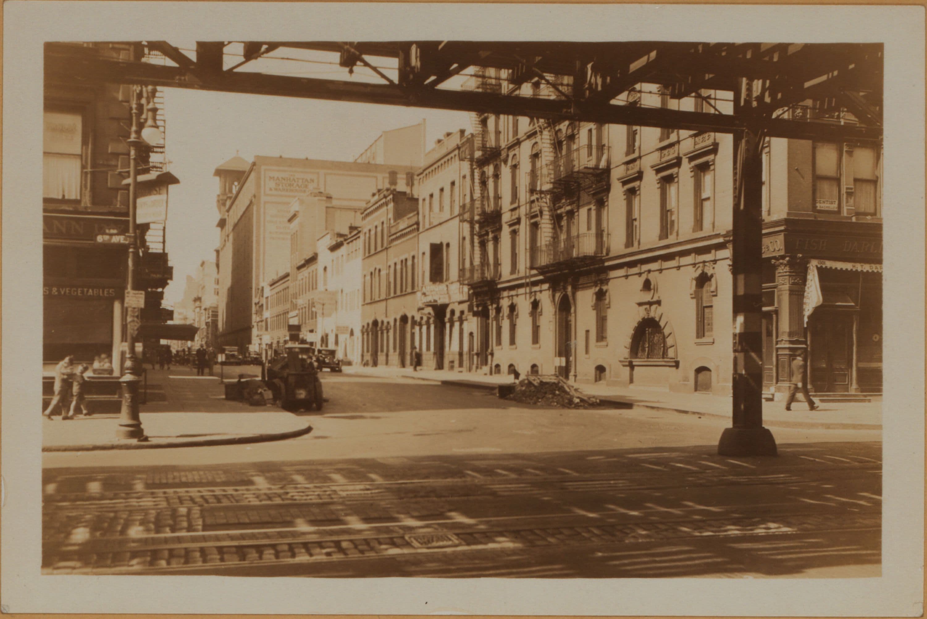 Manhattan: 52nd Street - 6th Avenue