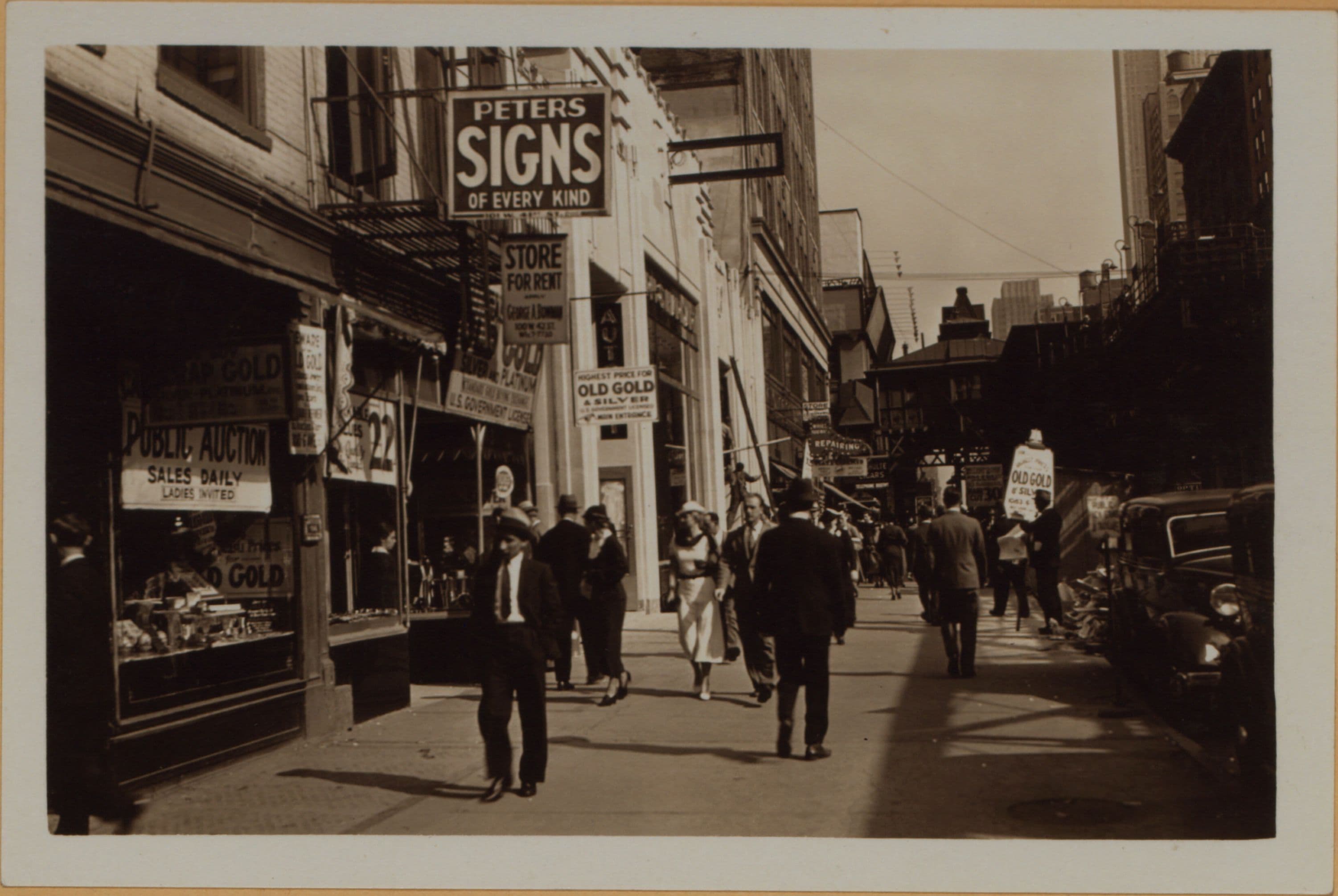 Manhattan: 6th Avenue - 41st Street