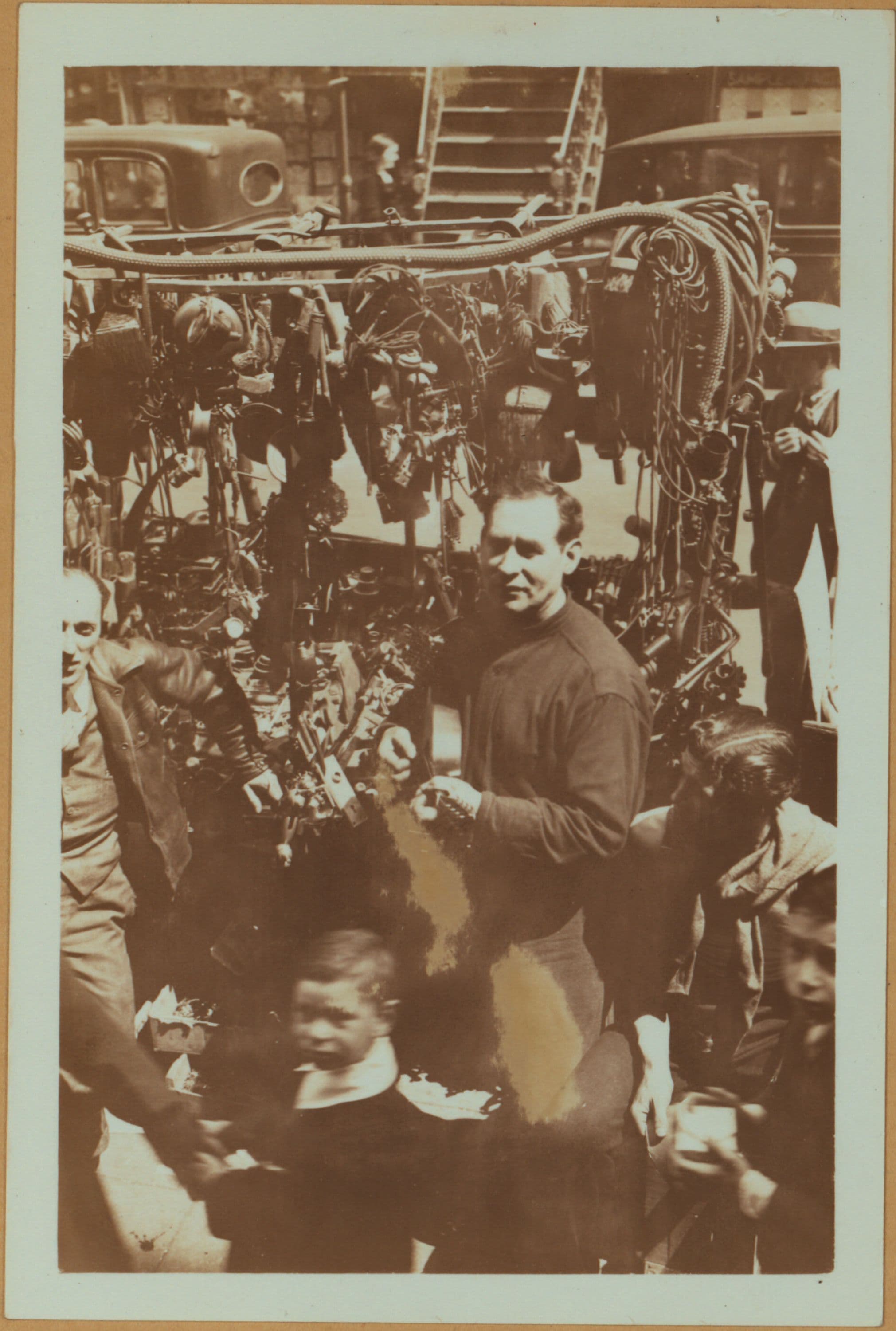 Occupations - Peddlers - Tools.