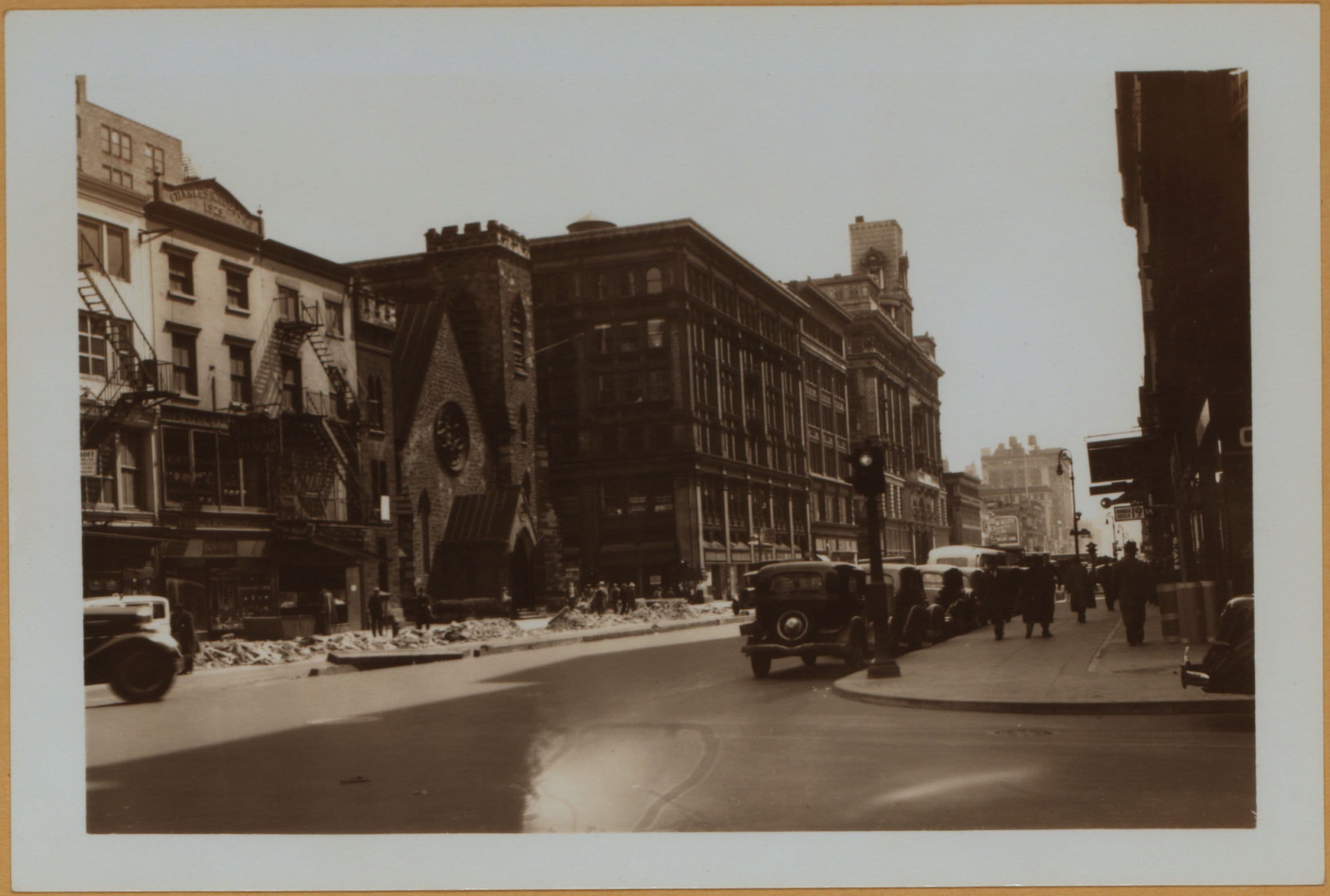 Manhattan: 6th Avenue - 20th Street (West), 1940