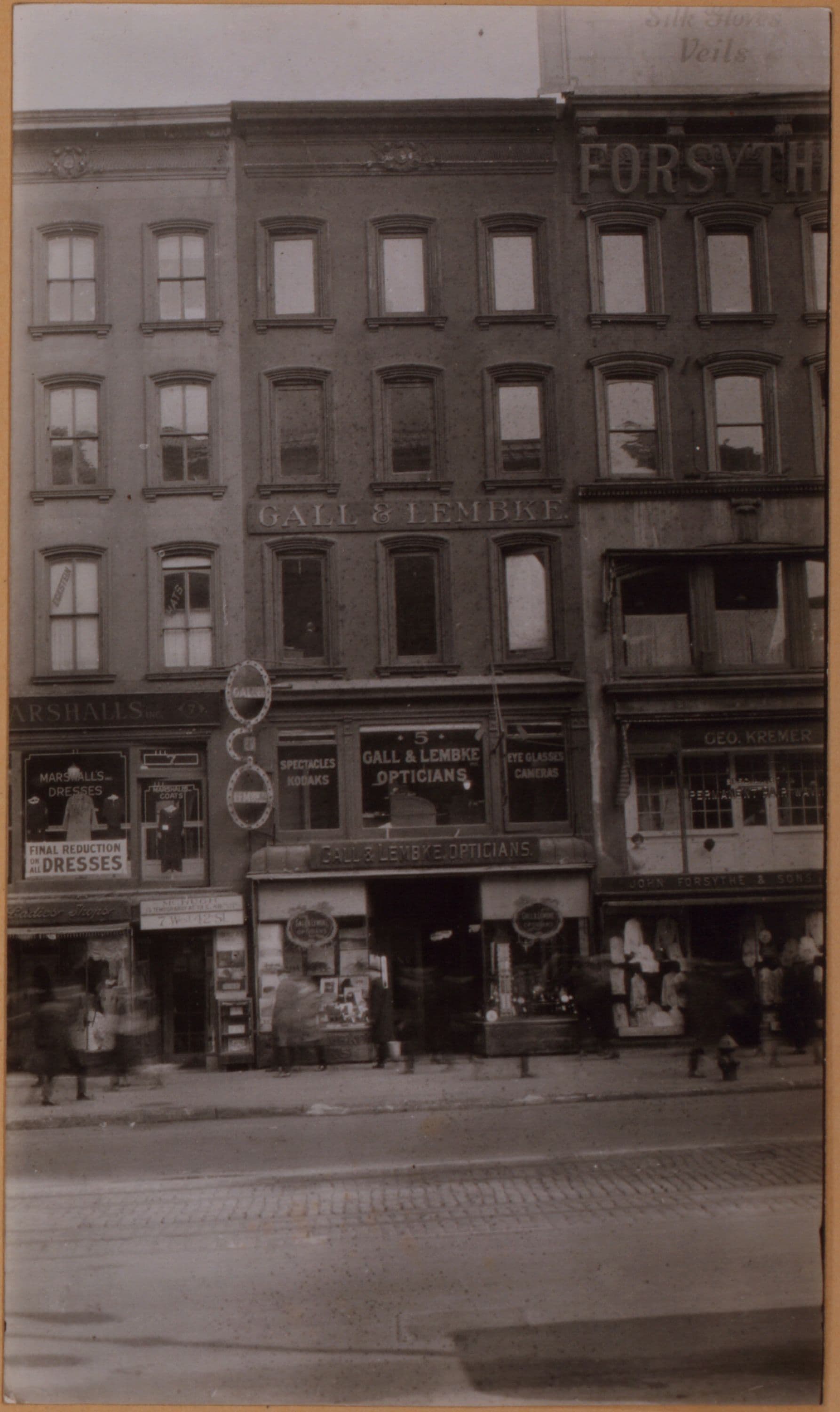 Manhattan: 42nd Street (East) - 1st Avenue