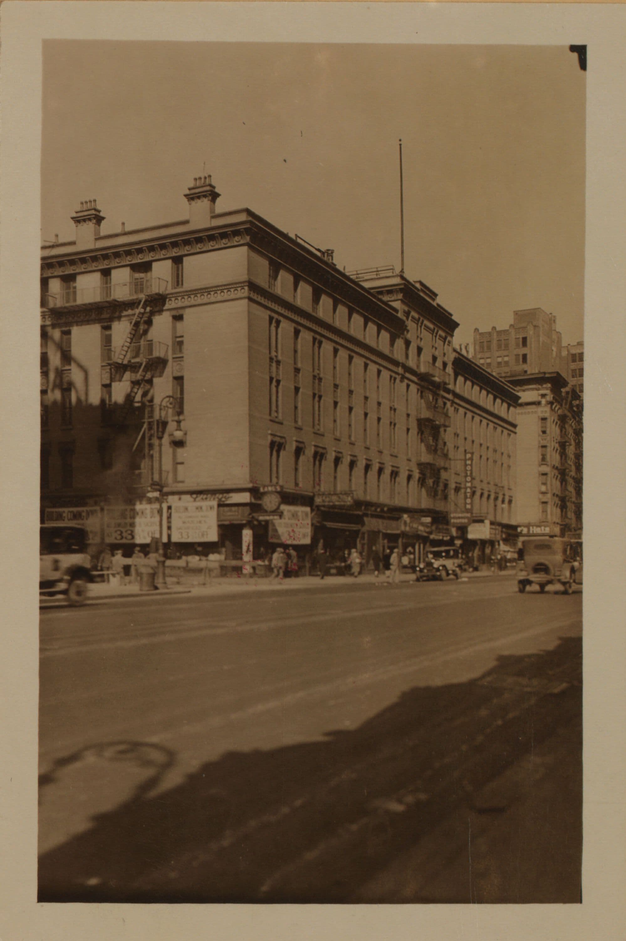 Manhattan: Broadway - 51st Street