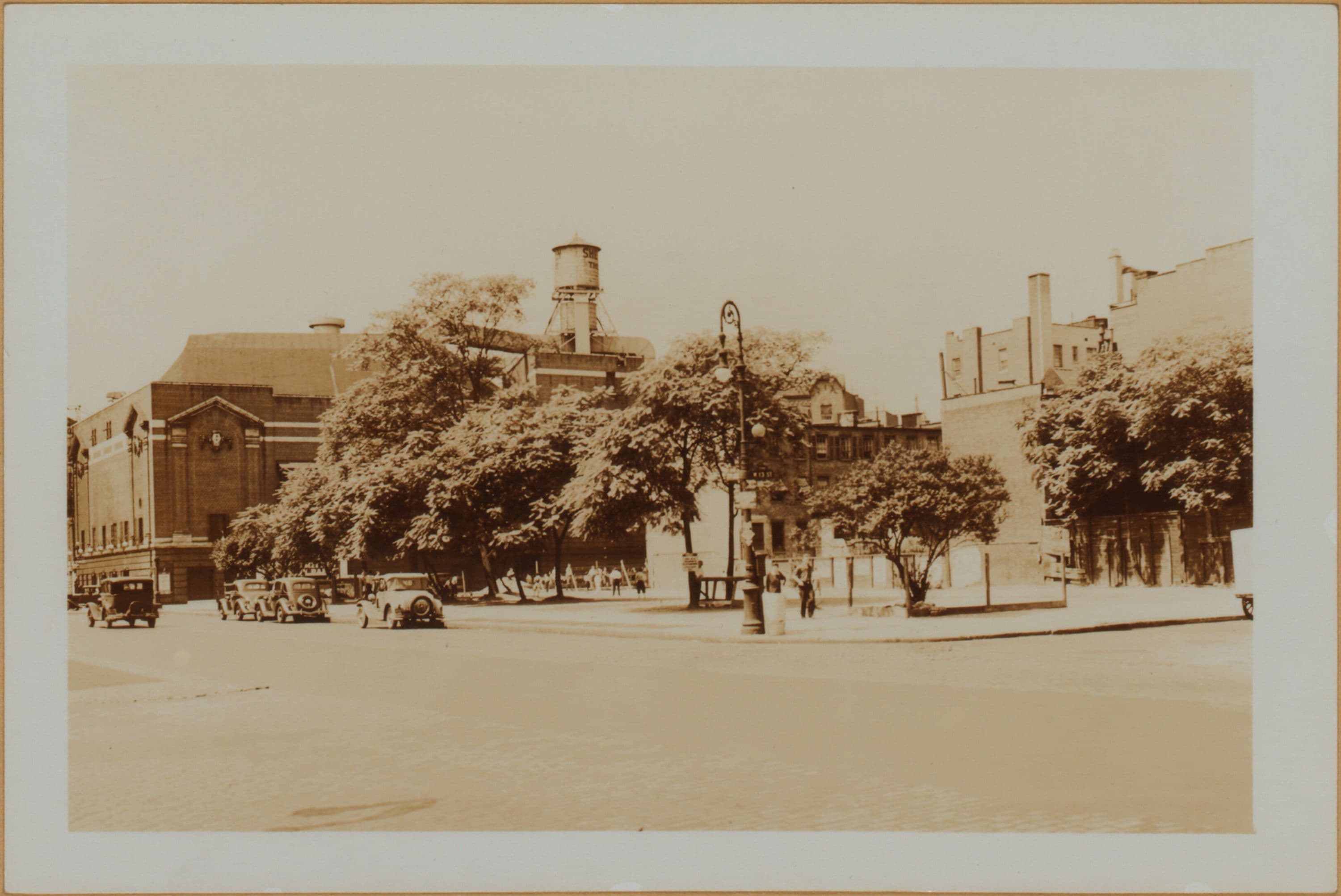 Manhattan: 7th Avenue - 12th Street (West)