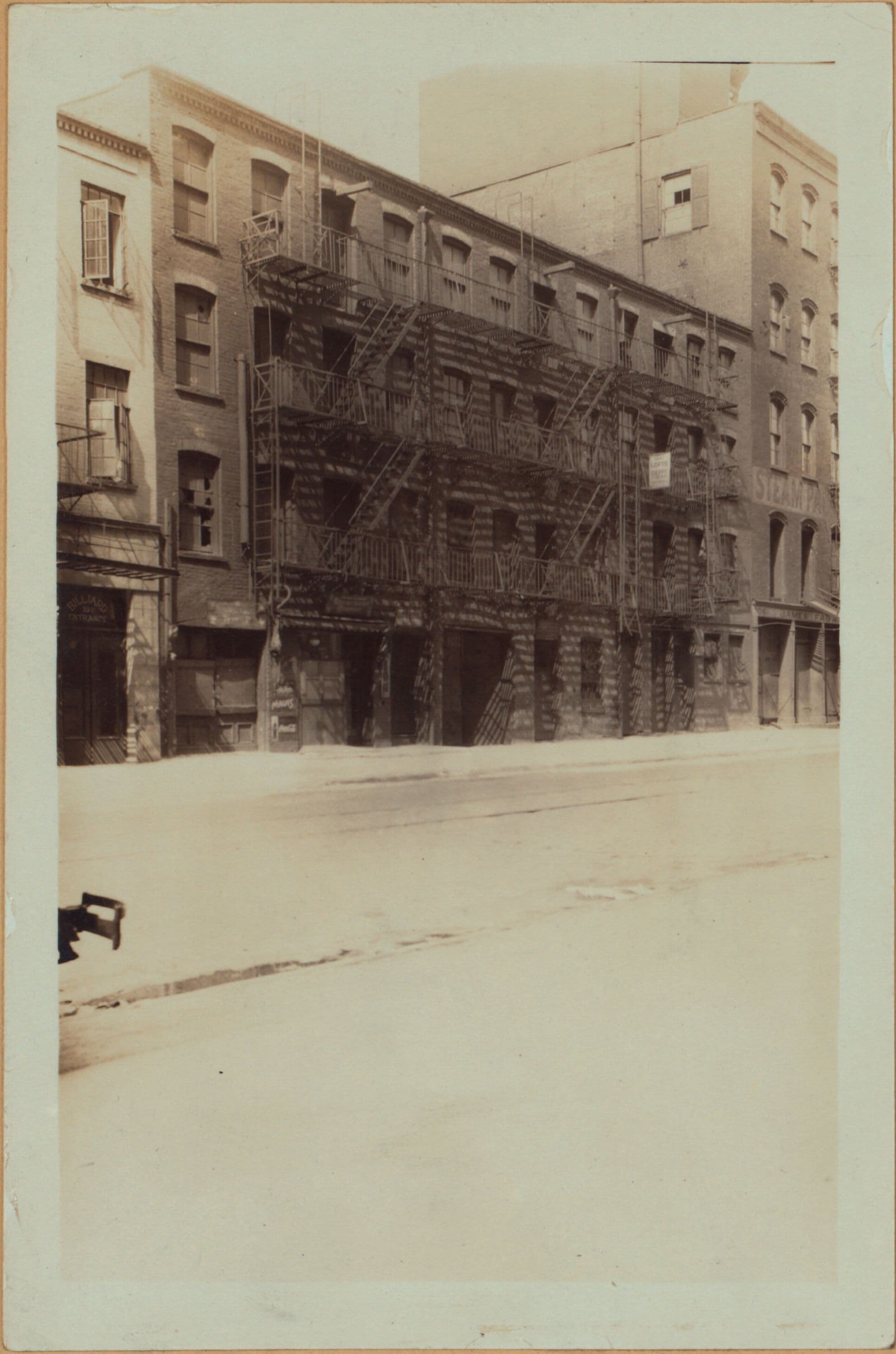 Manhattan: Houston Street (West - Varick Street
