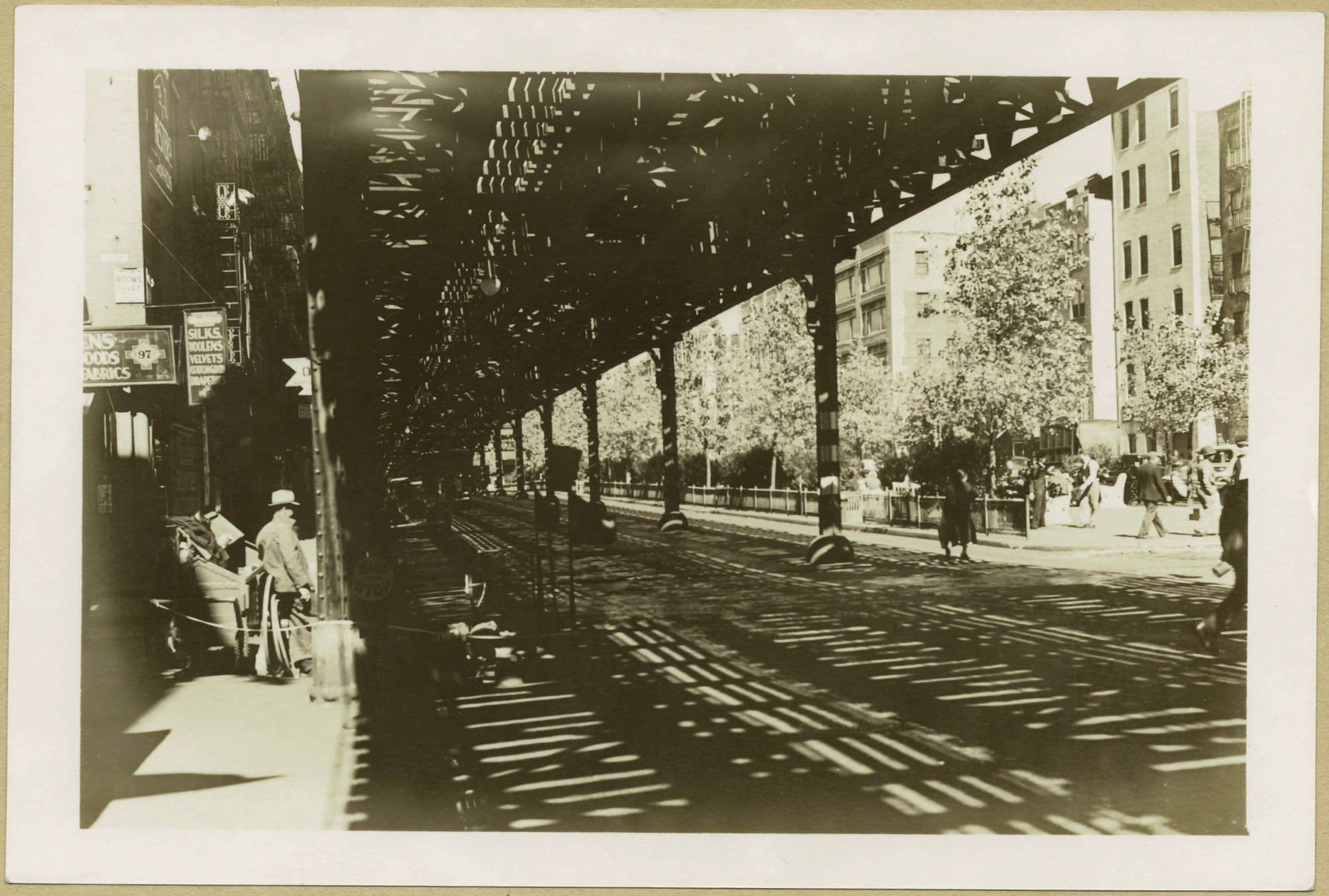 Manhattan: Allen Street - Hester Street