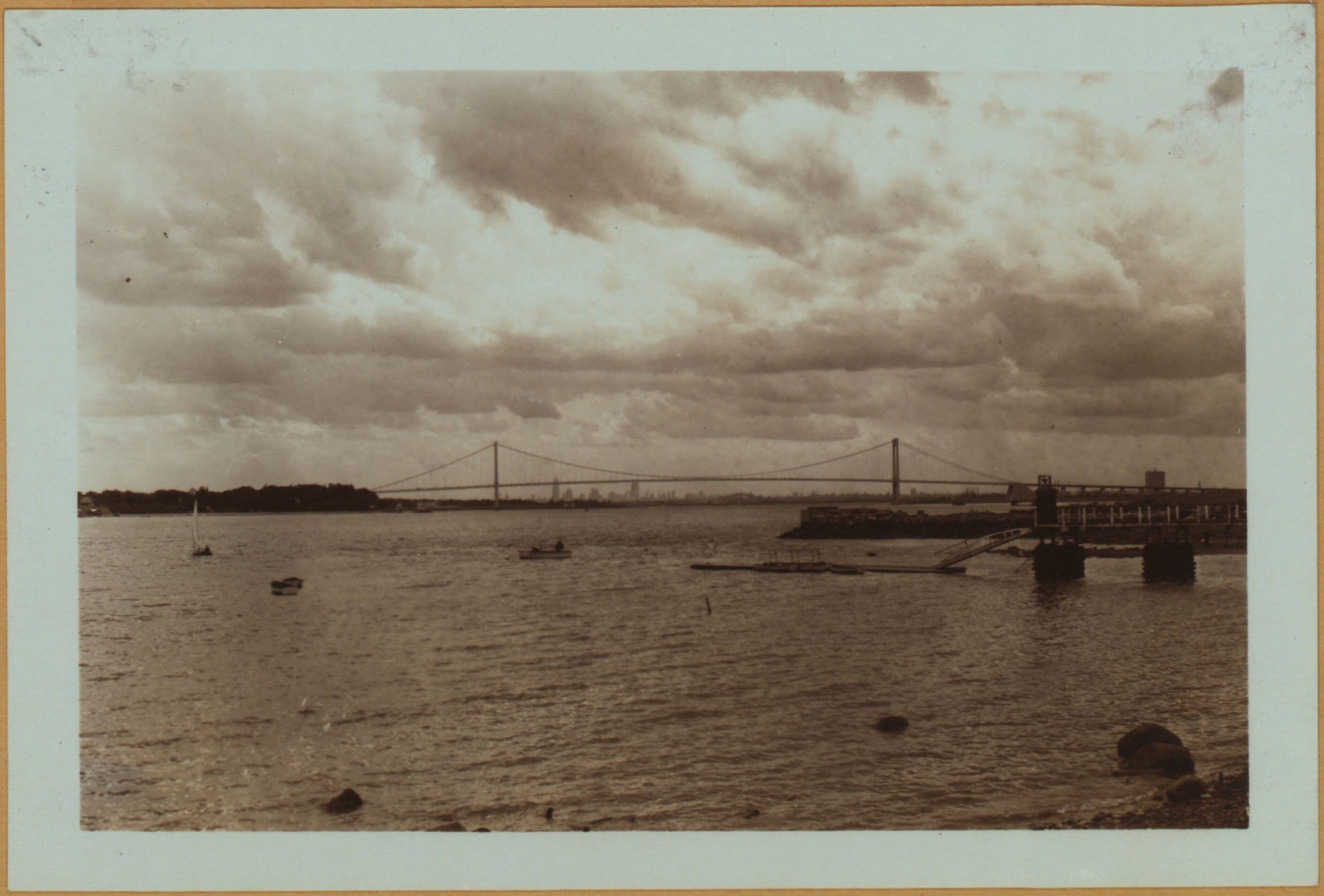 Bridges - Bronx-Whitestone Bridge - [Old Ferry Point, Bronx - Whitestone, Queens.], 1940