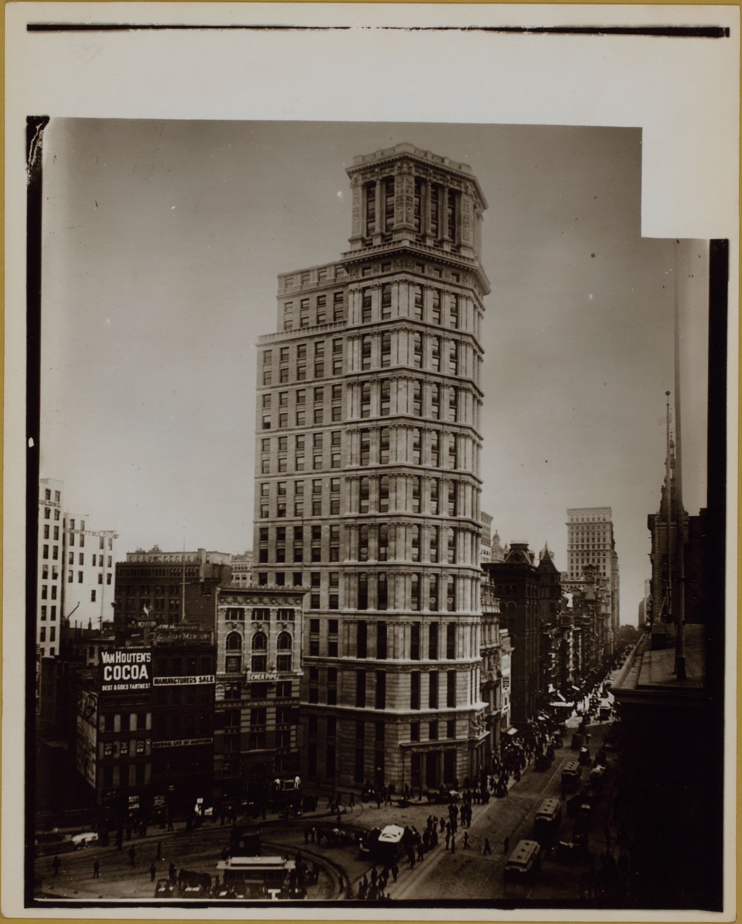 Manhattan: Broadway - Ann Street