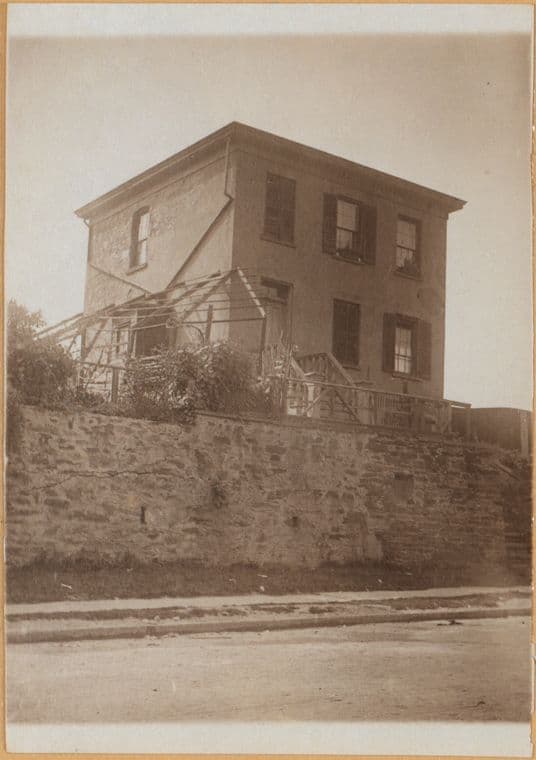 Bronx: Wales Avenue - 144th Street (East)