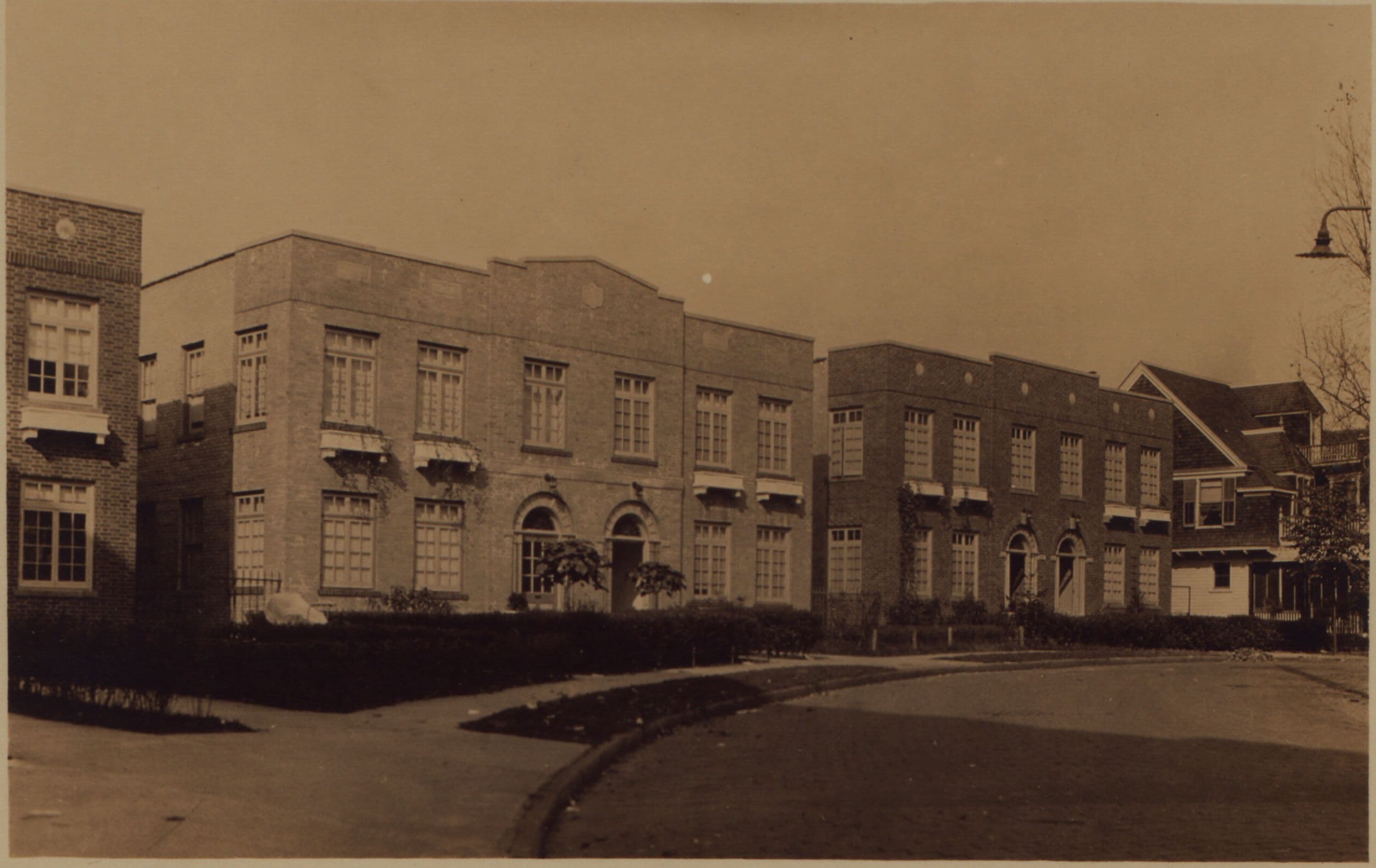 Manhattan: Van Corlear Place - Saultell Street