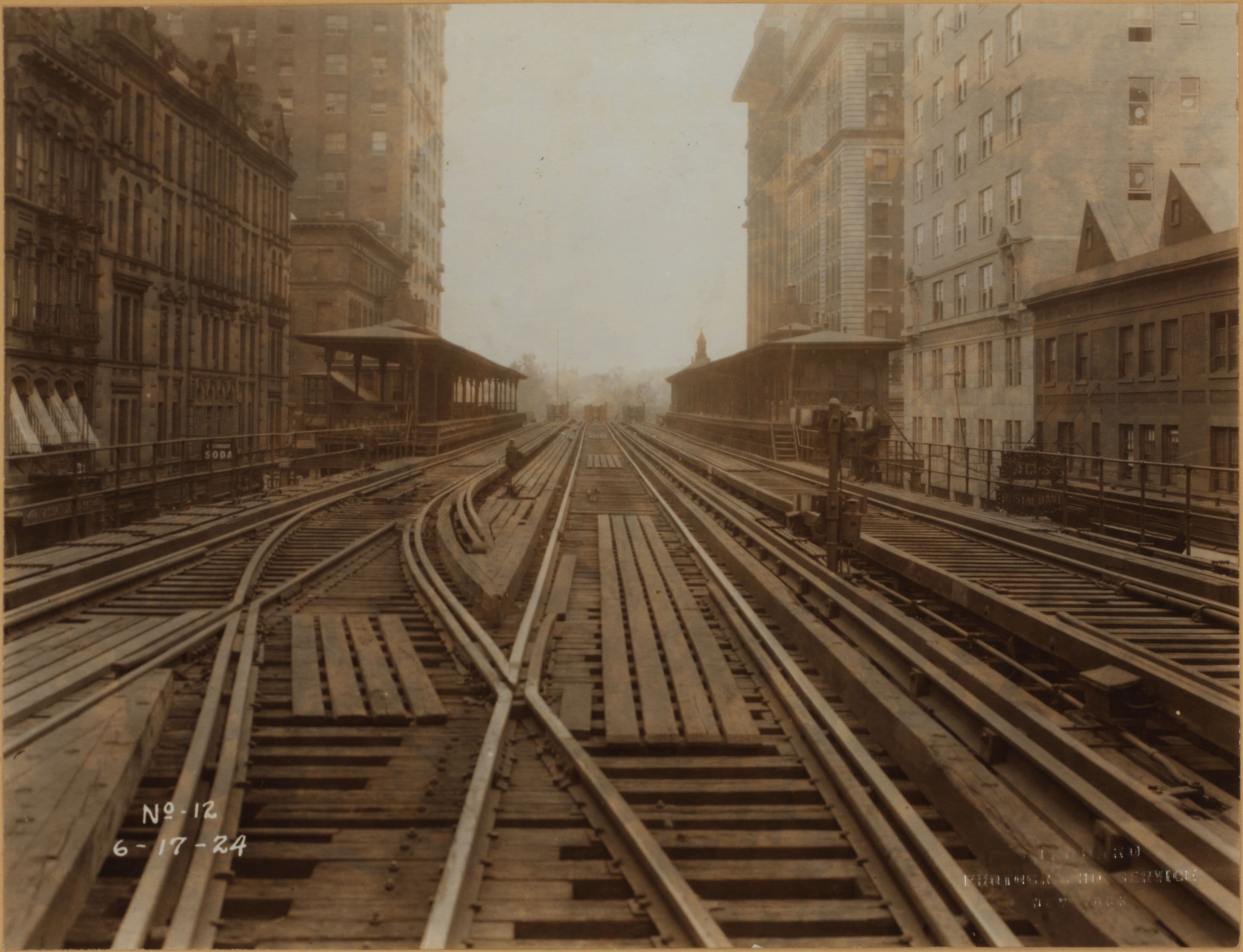 Manhattan: 6th Avenue - 57th Street (West)