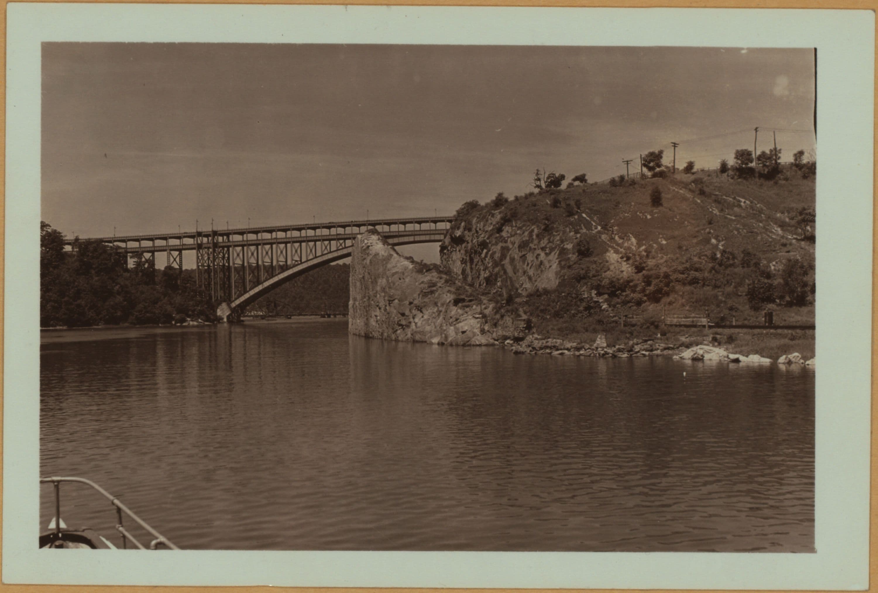 Harlem River - Bronx - Spuyten Duyvil Hill - [New York Central Railroad Bridge.]