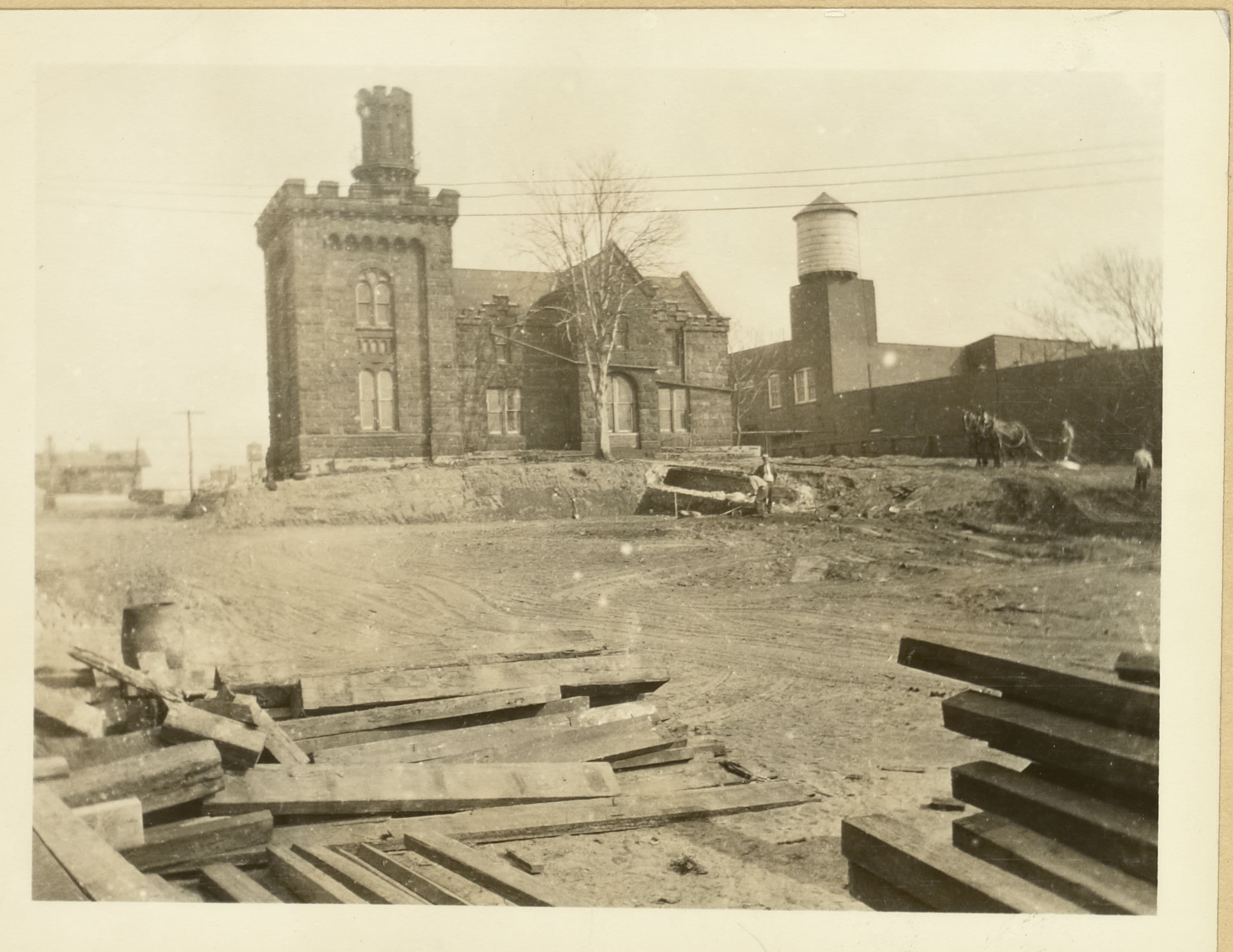 Queens: Vernon Boulevard - 43rd Road