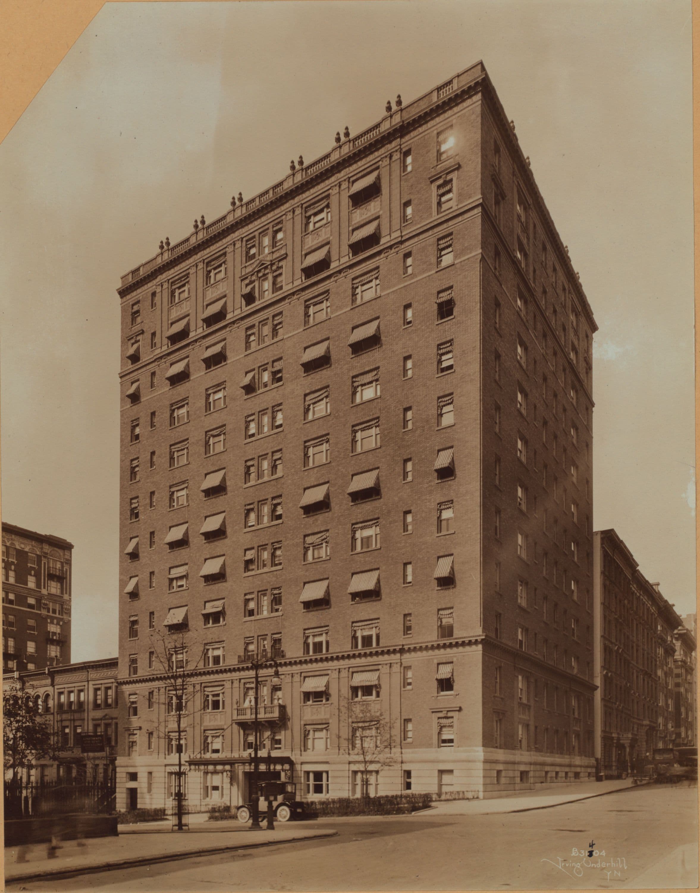 Manhattan: West End Avenue - 99th Street (West)