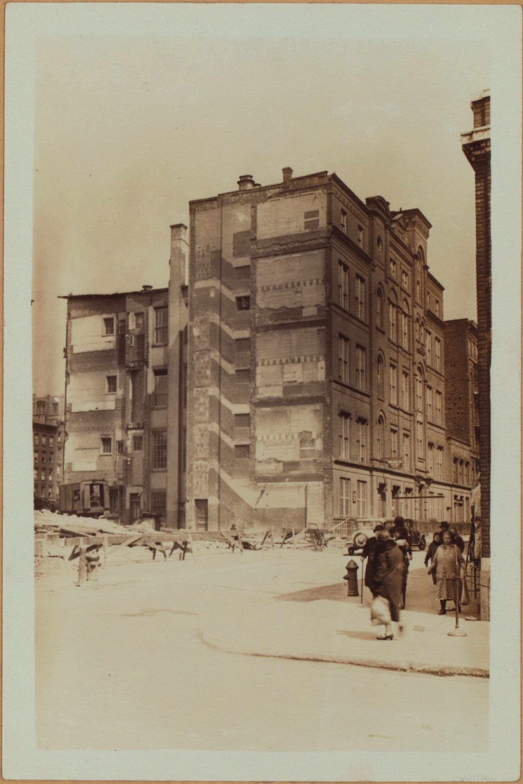 Manhattan: Norfolk Street - Hester Street