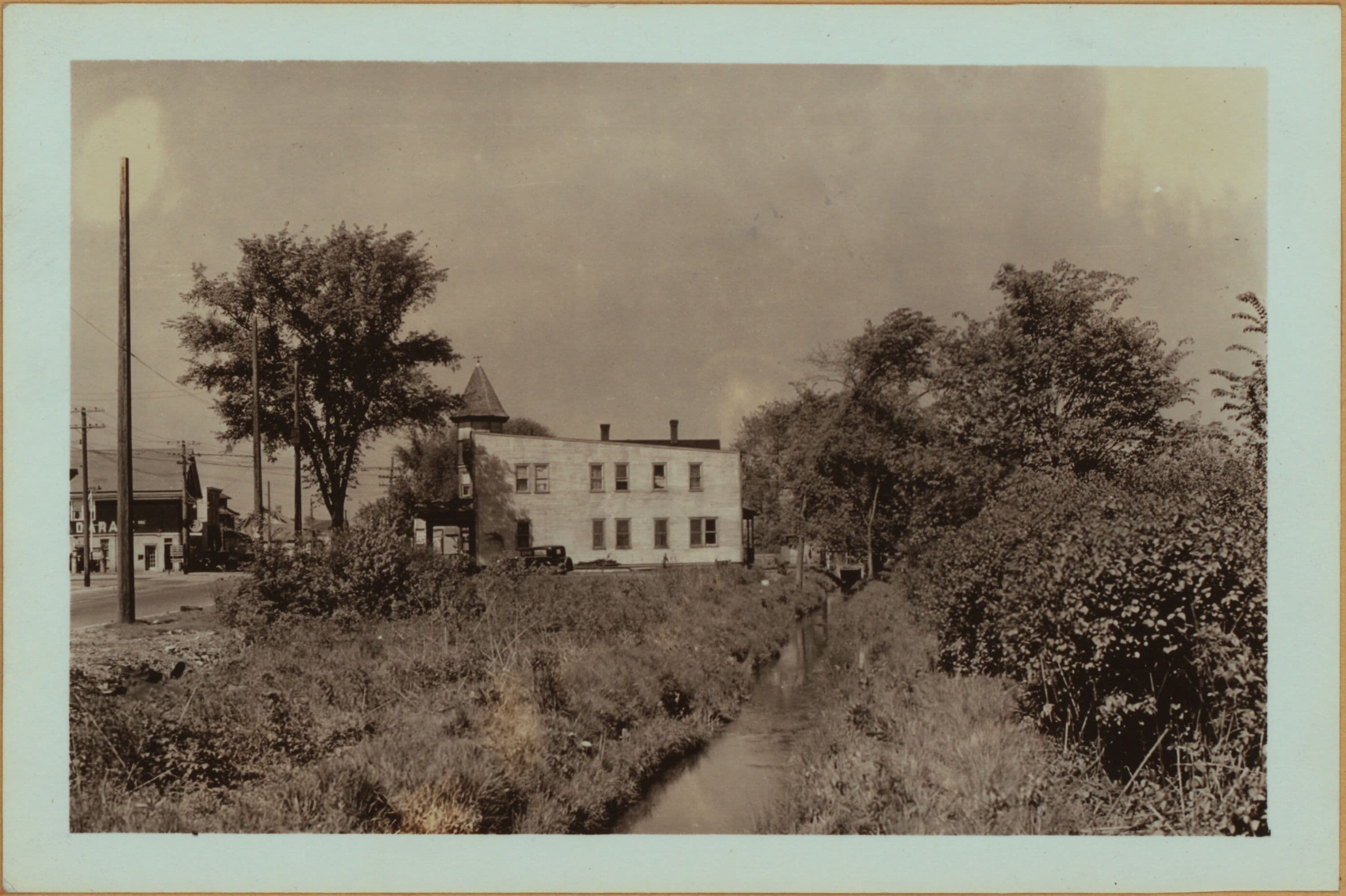 Richmond: Victory Boulevard - Saybrook Avenue