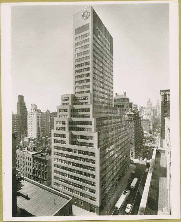 Madison Avenue - 39th Street, southeast corner
