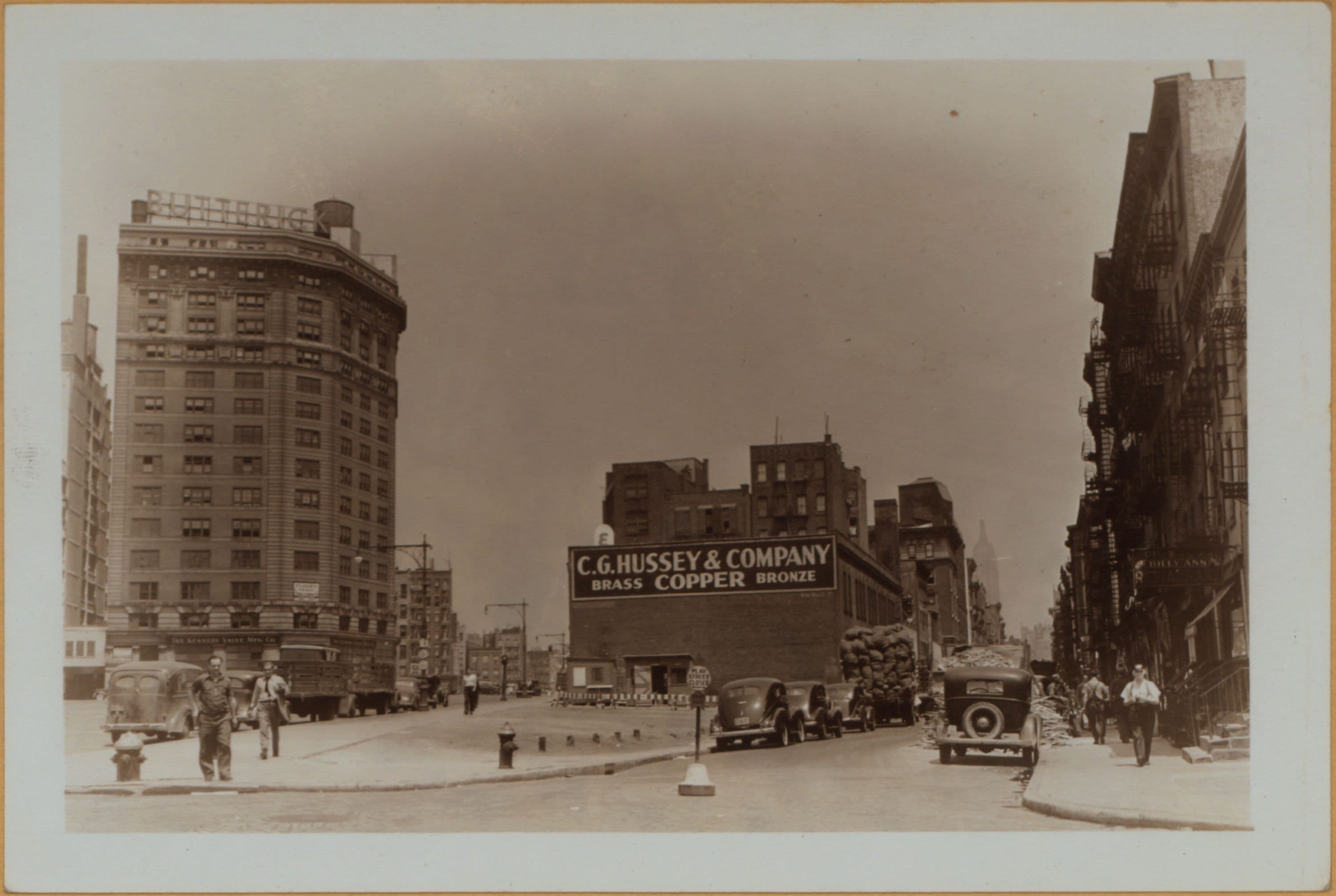 Manhattan : 6th Avenue - Sullivan Street - Broome Street.