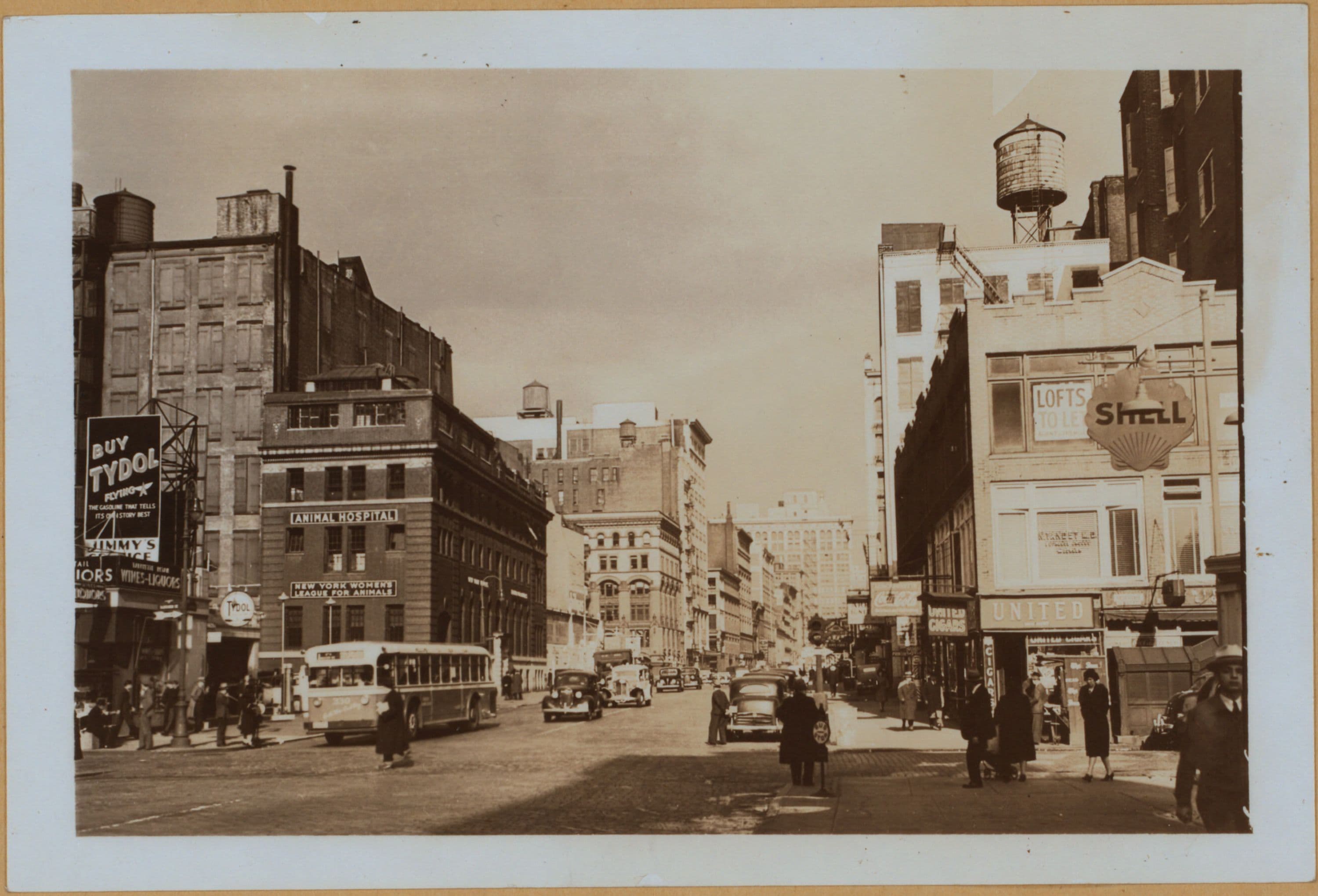 Manhattan: Lafayette Street - Houston Street (East), 1939