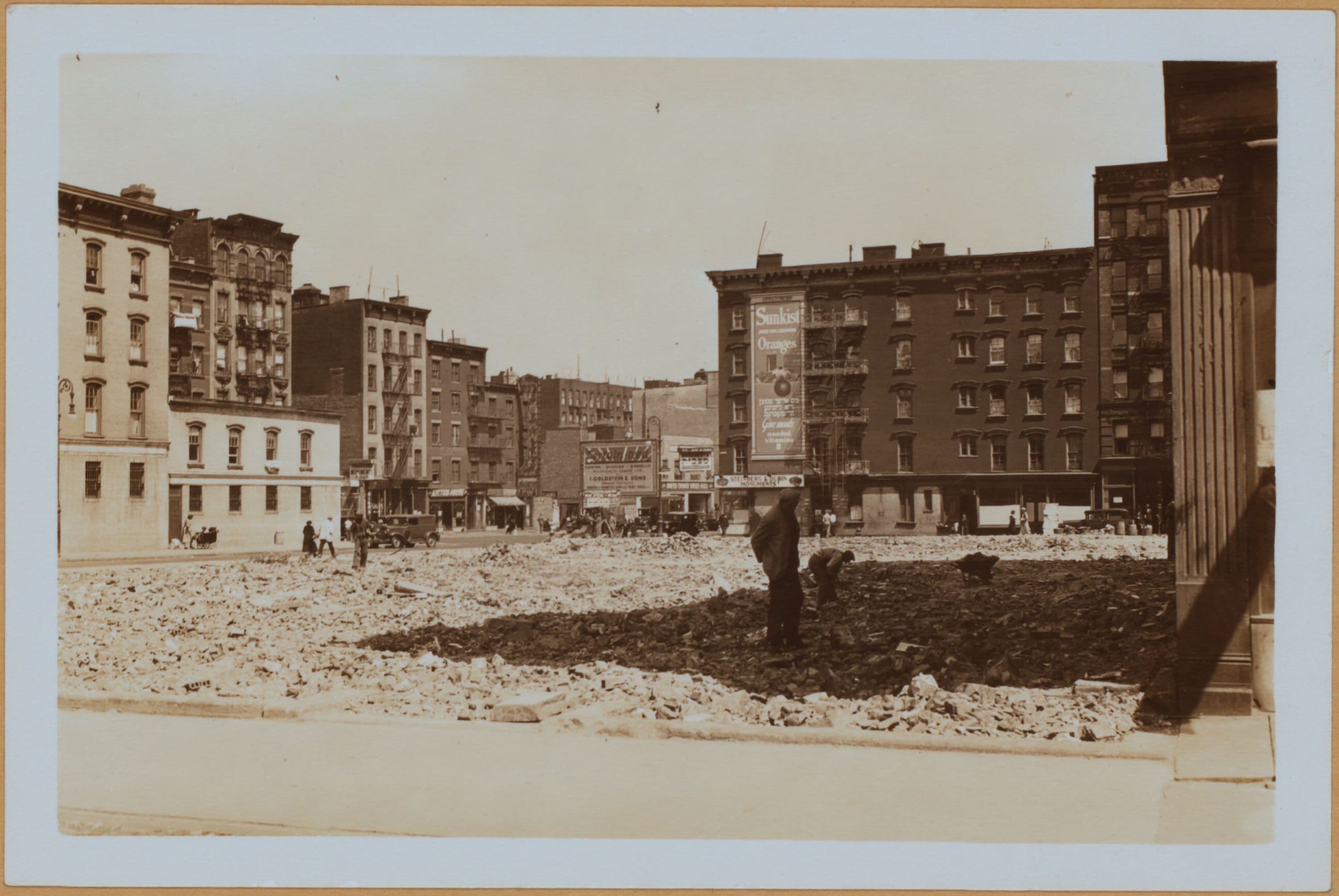 Manhattan: Houston Street (East) - Essex Street