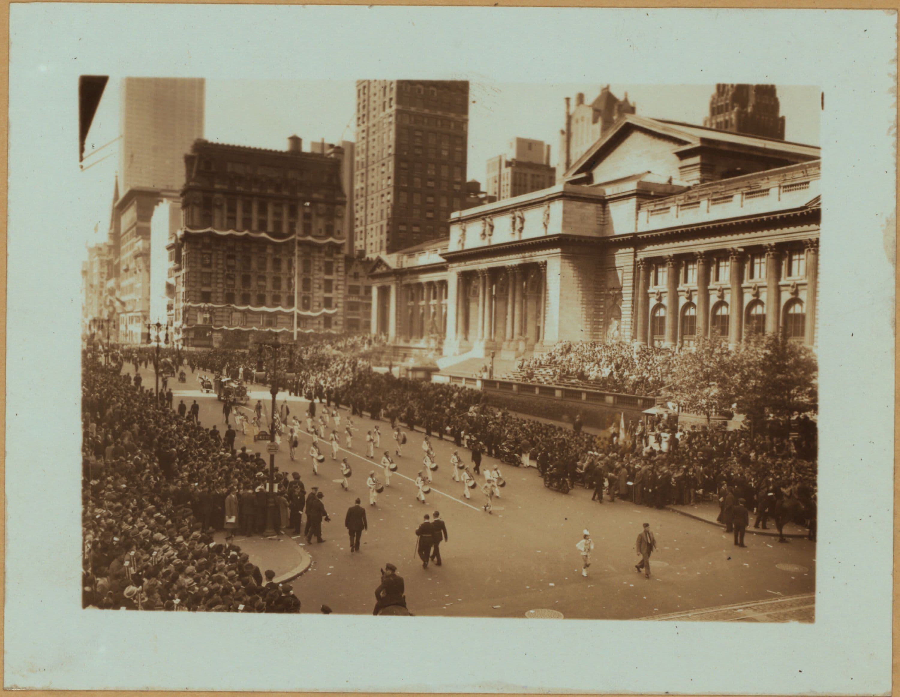 Celebrations - Parades - Municipal Events - American Legion Parade.