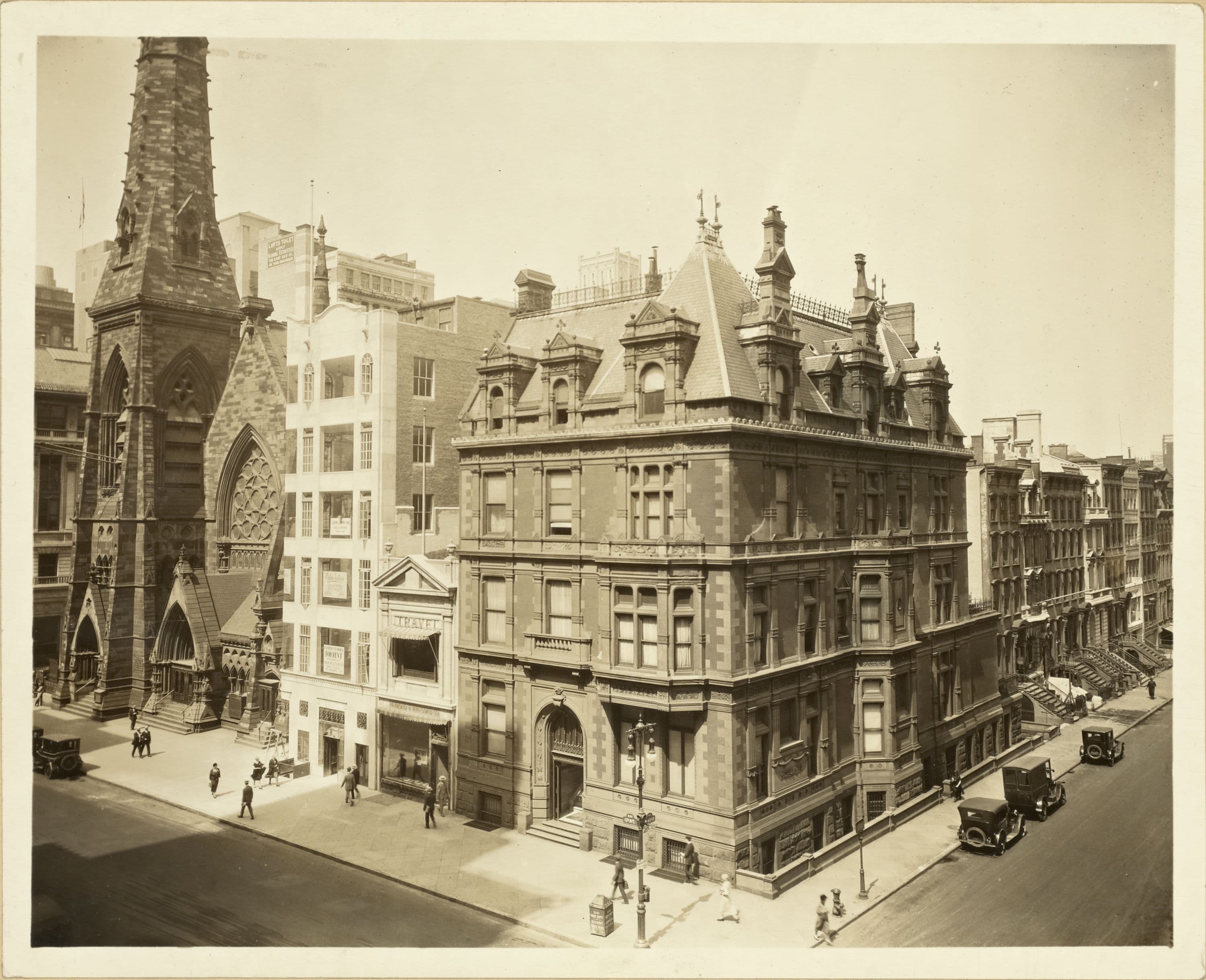 Manhattan: 5th Avenue - 48th Street