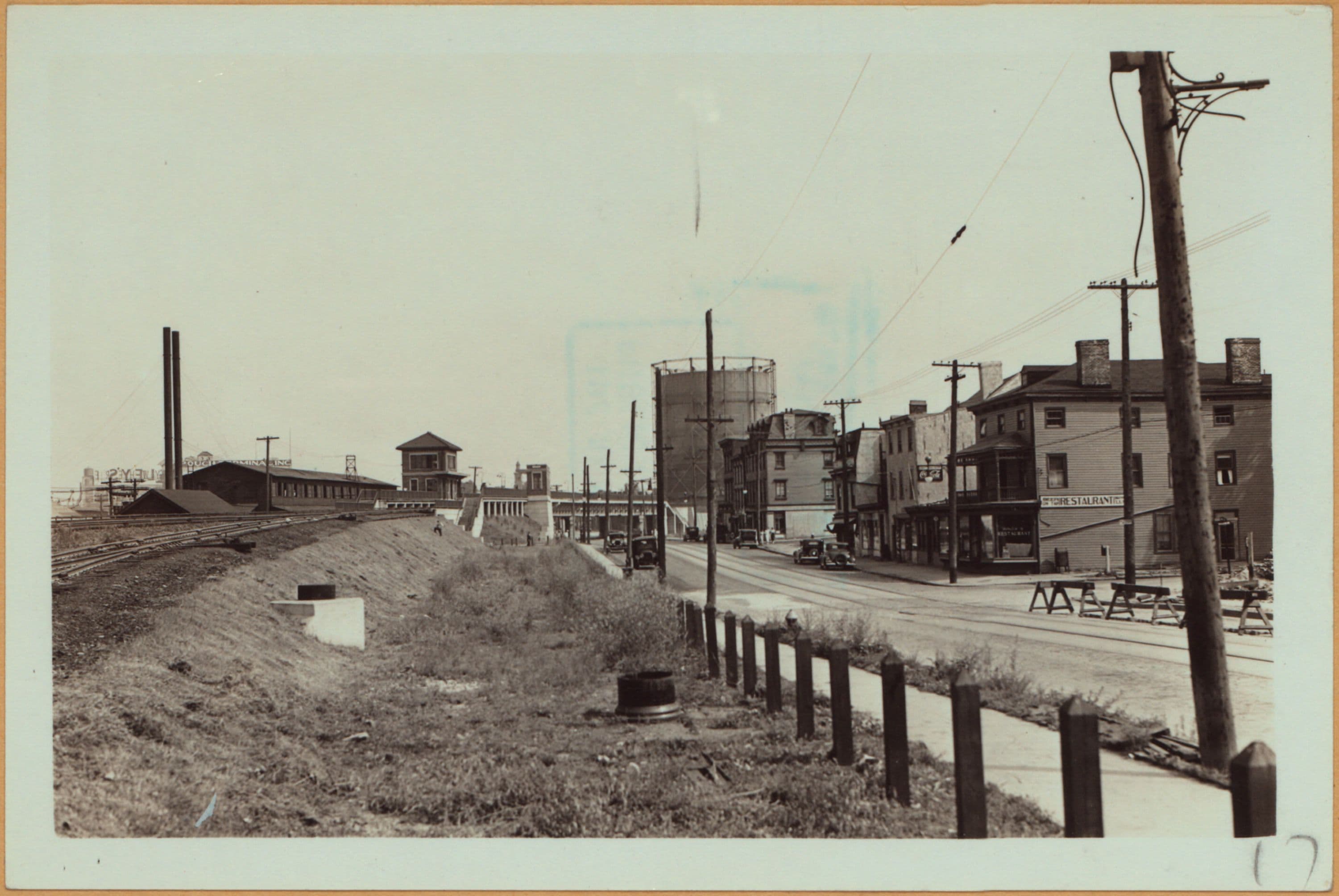Richmond: Bay Street - Vanderbilt Avenue
