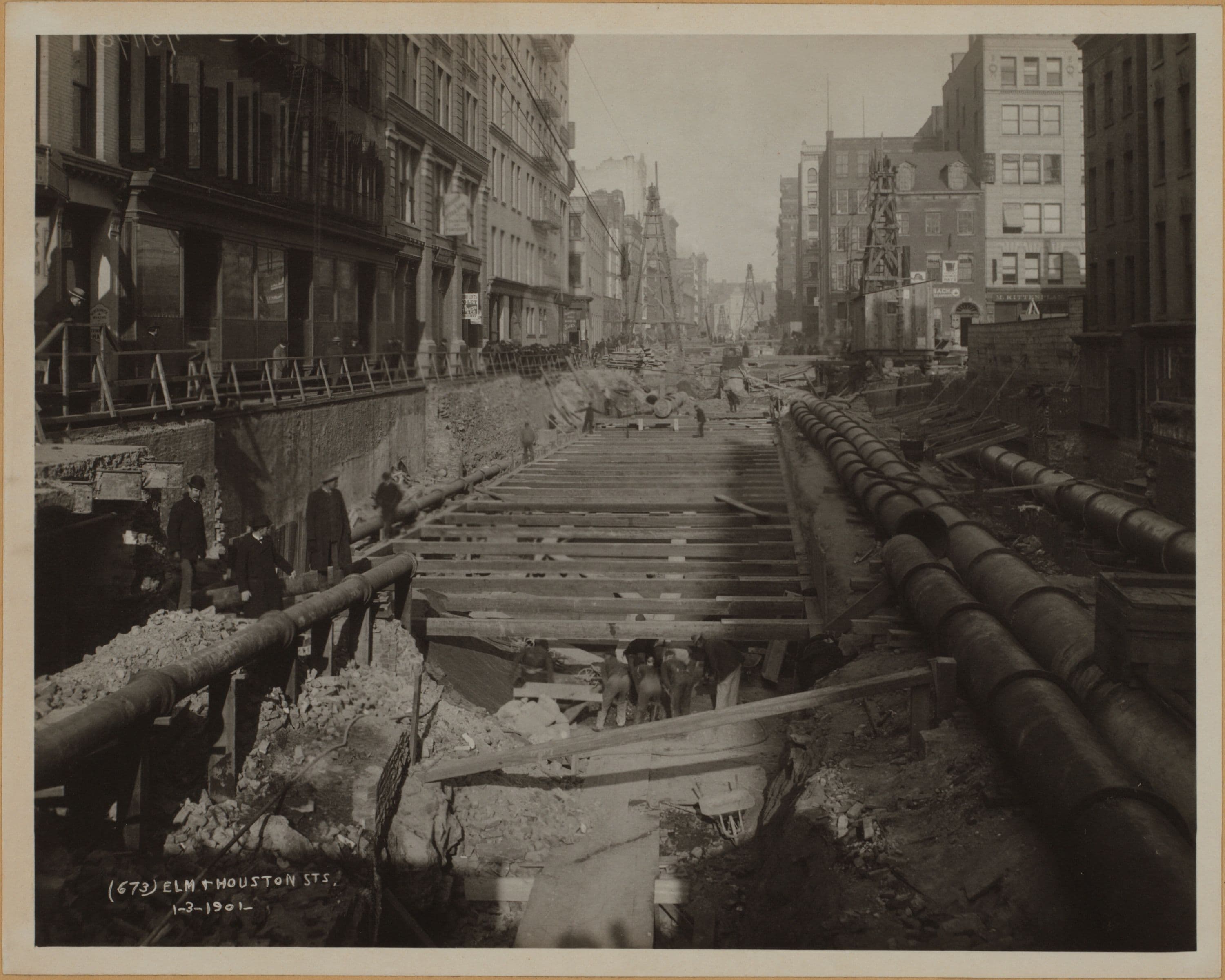 Manhattan: Lafayette Street - Houston Street (East)