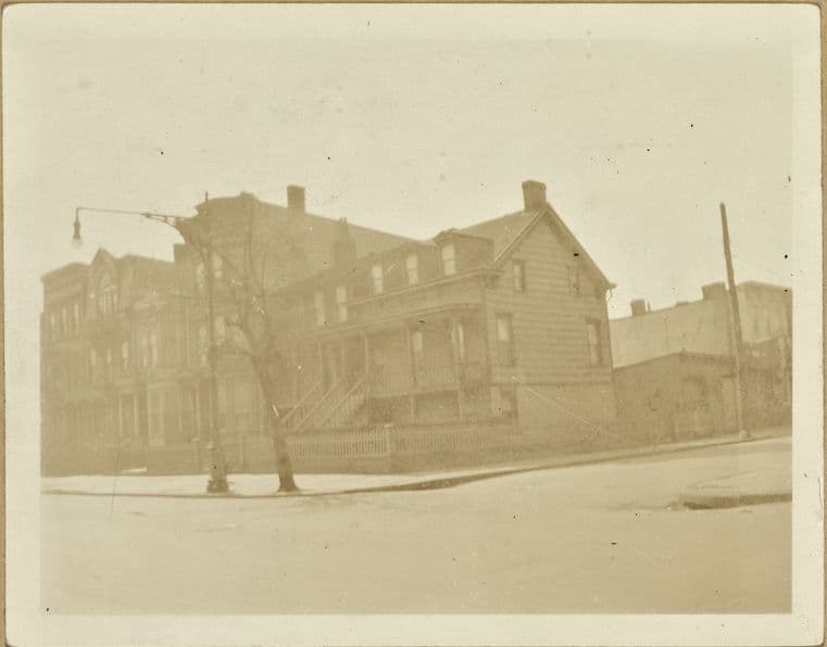 Brooklyn: Bushwick Avenue - Kossuth Place