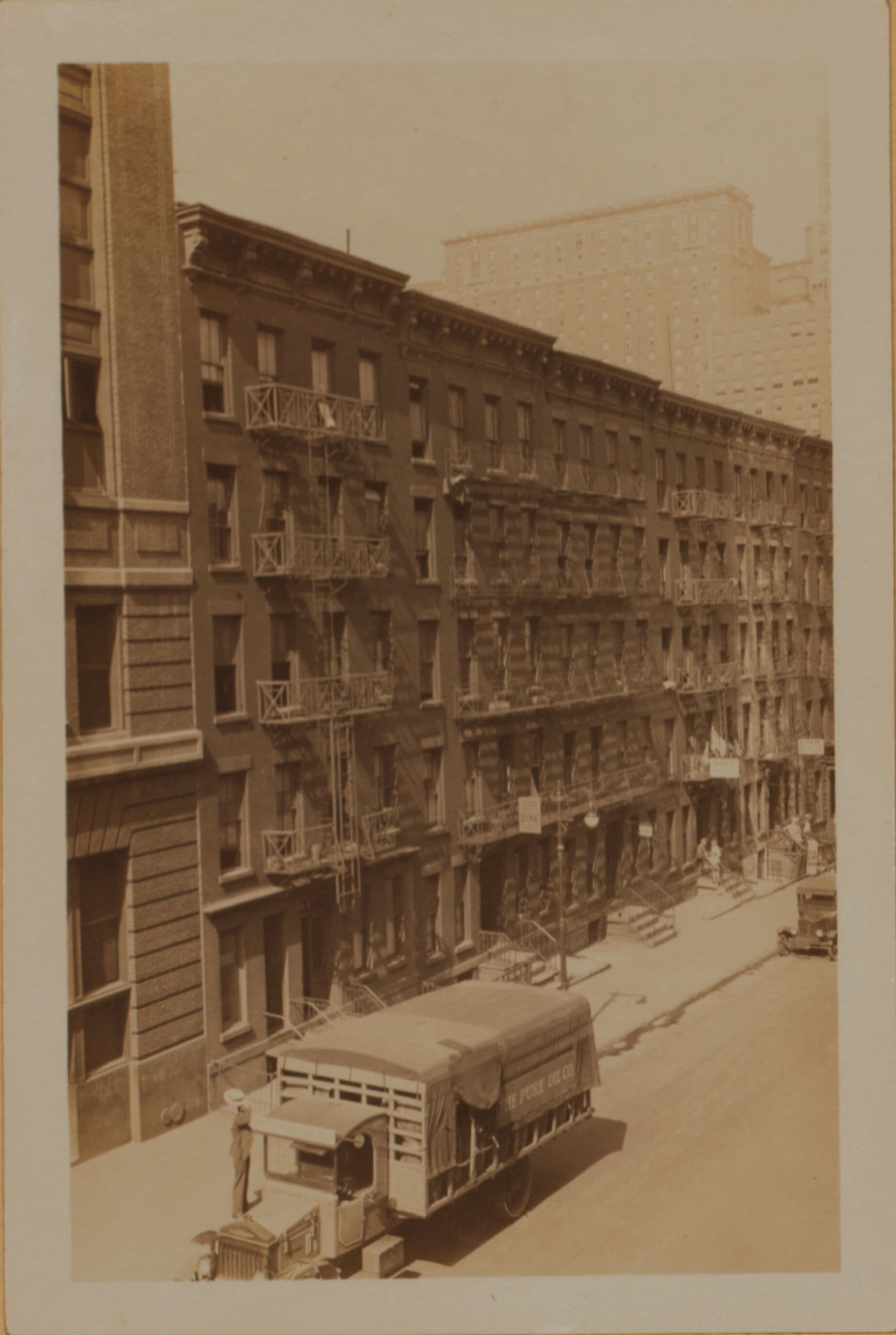 Manhattan: 44th Street (East) - 3rd Avenue