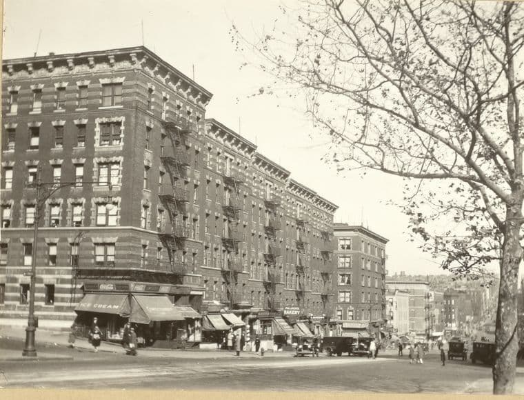 Manhattan: Amsterdam Avenue - 123rd Street (West)